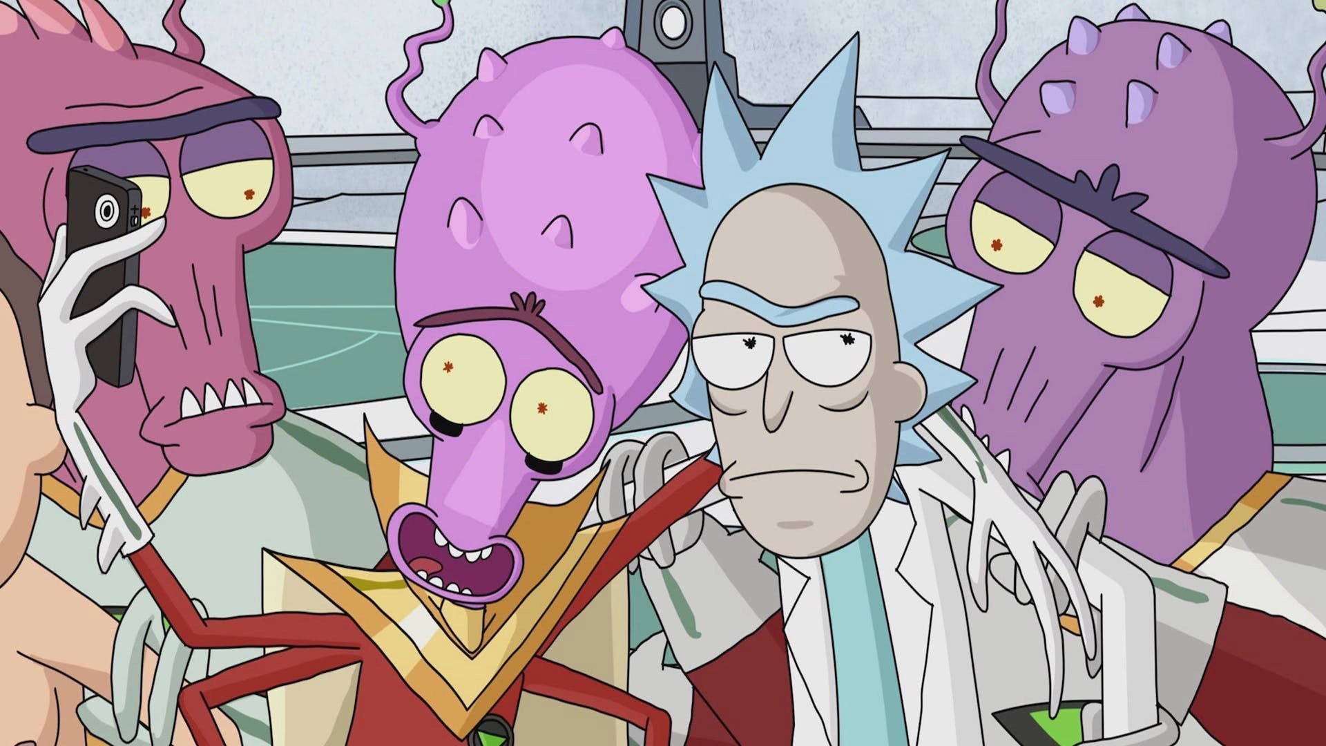 4. M. Night Shaym-Aliens!