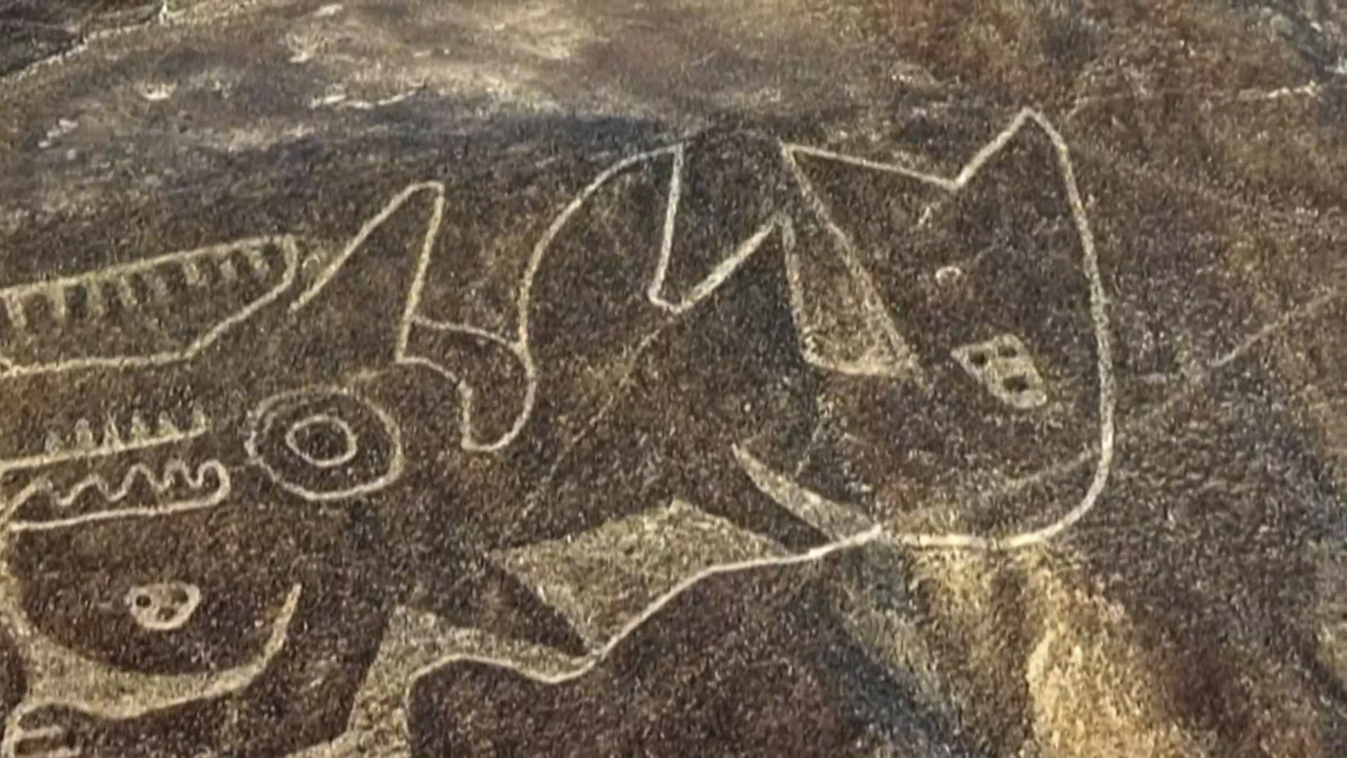 1. Mysteries In The Alien Desert