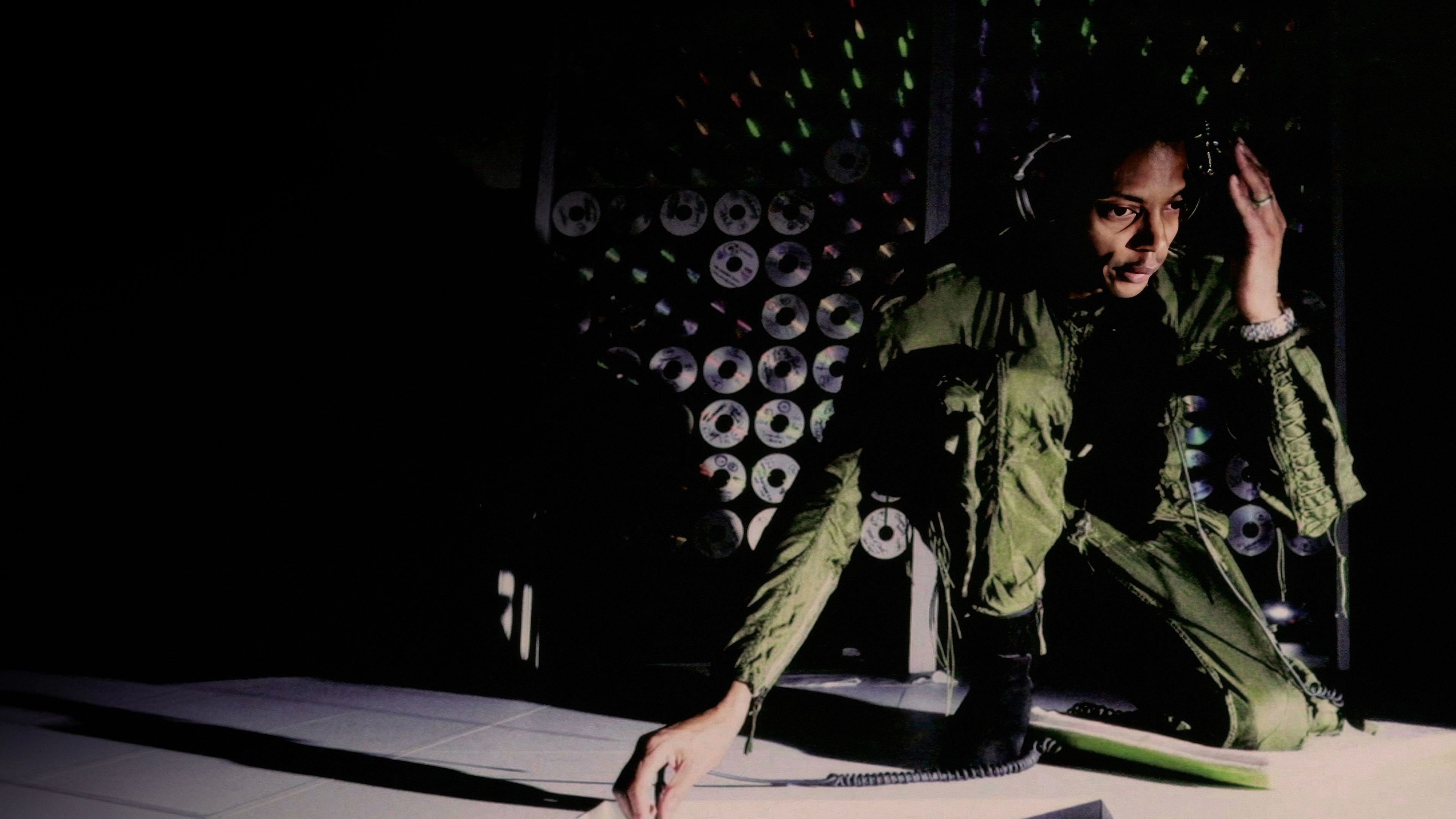 Never Stop - A Music That Resists