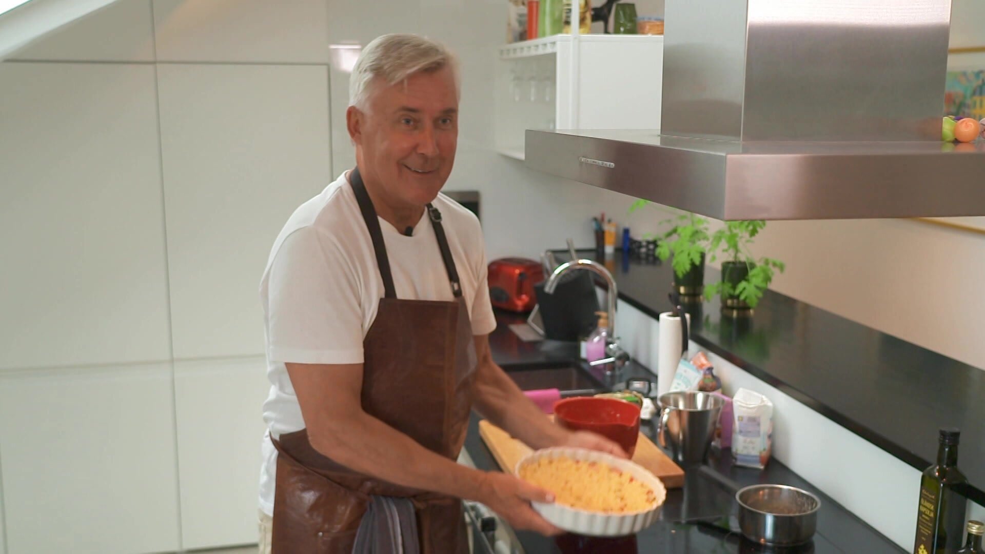 9. Halv åtta hos mig S25 E009