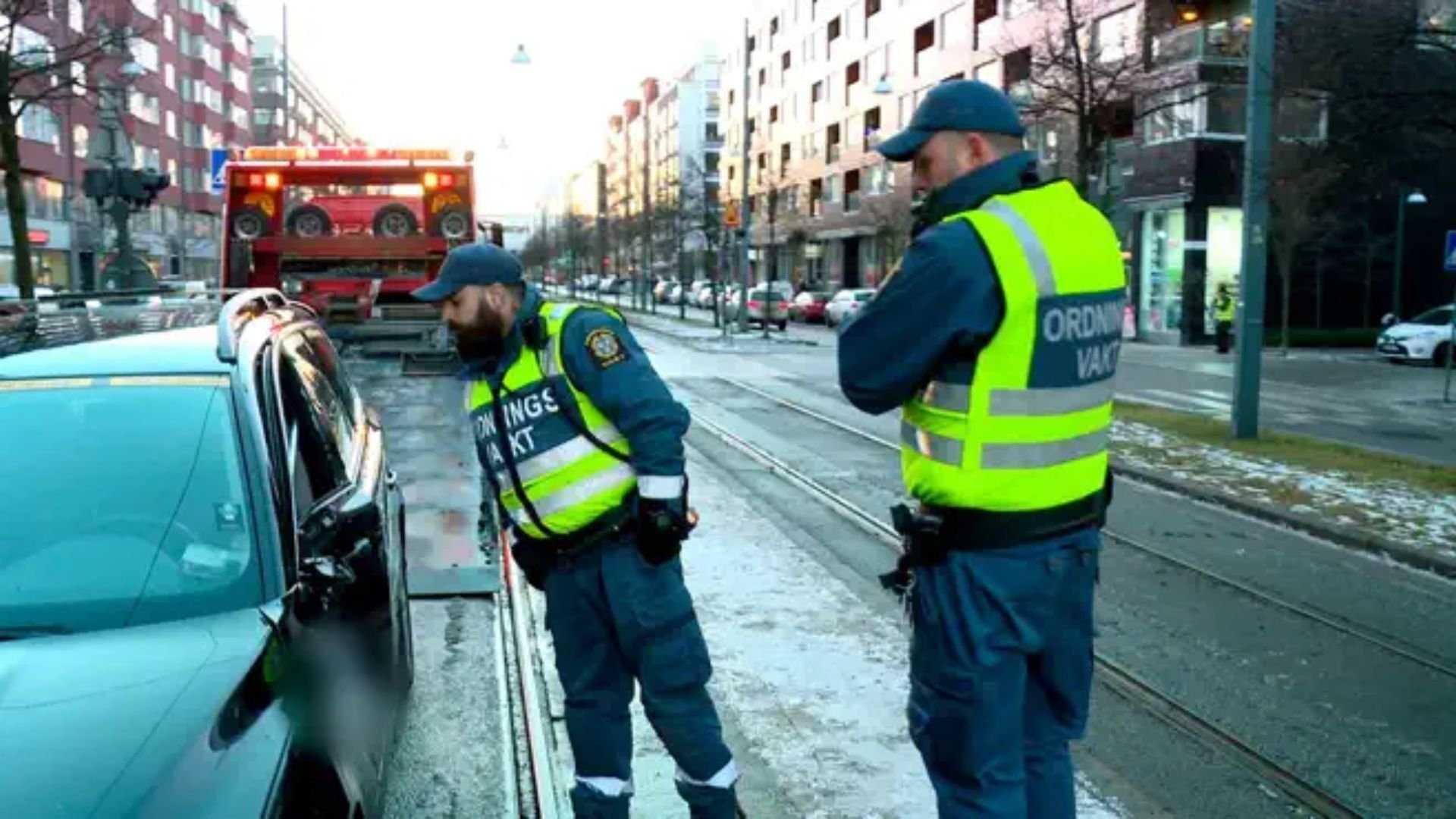8. Hittar något mycket oväntat
