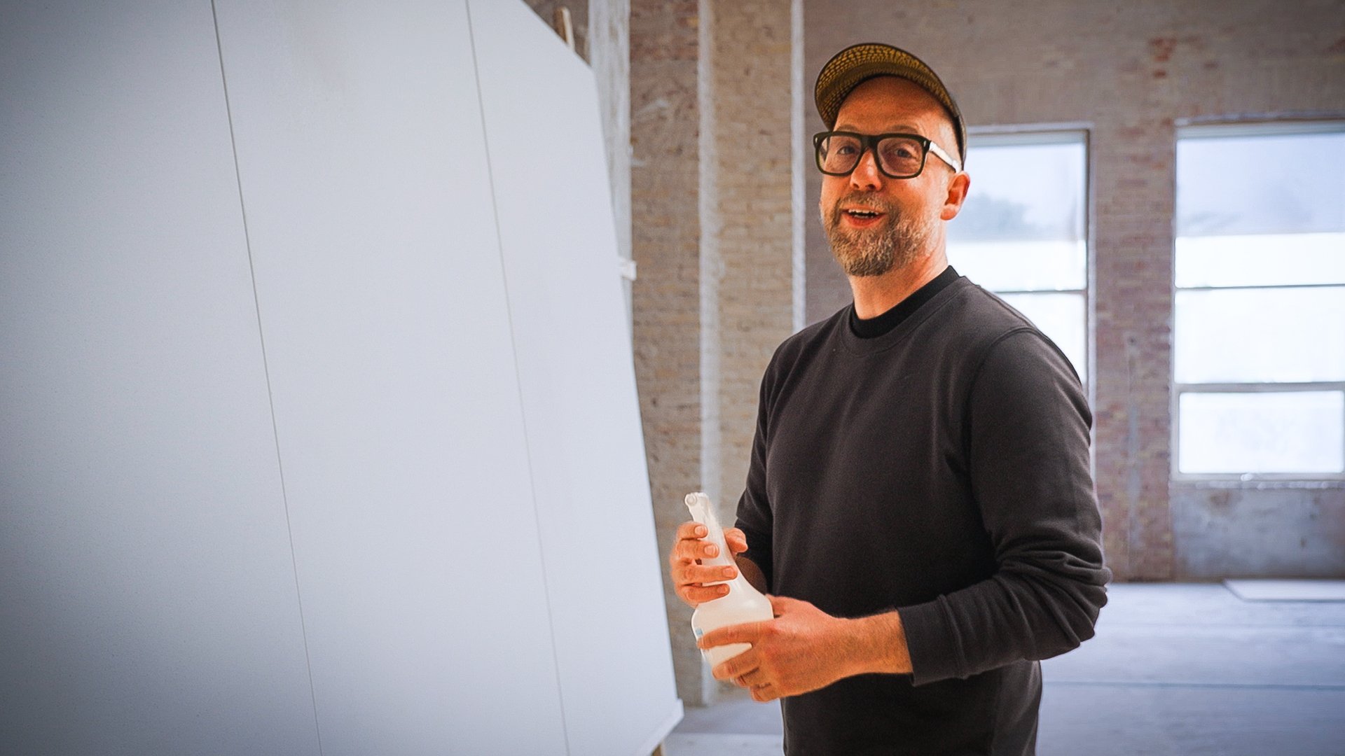 2. Landskapsmåleri och lejonhuvud