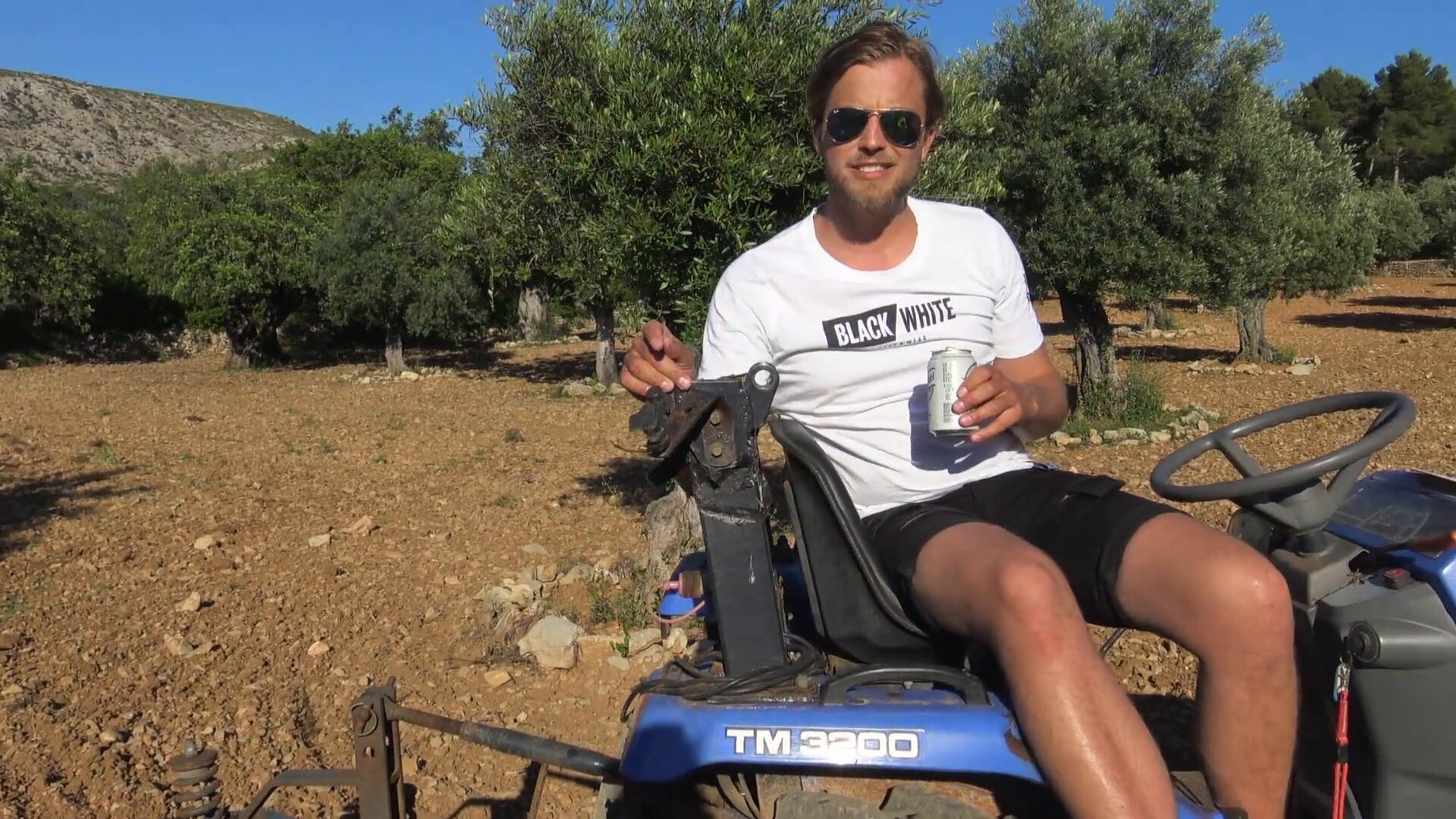 10. Bondeparet S01 E010