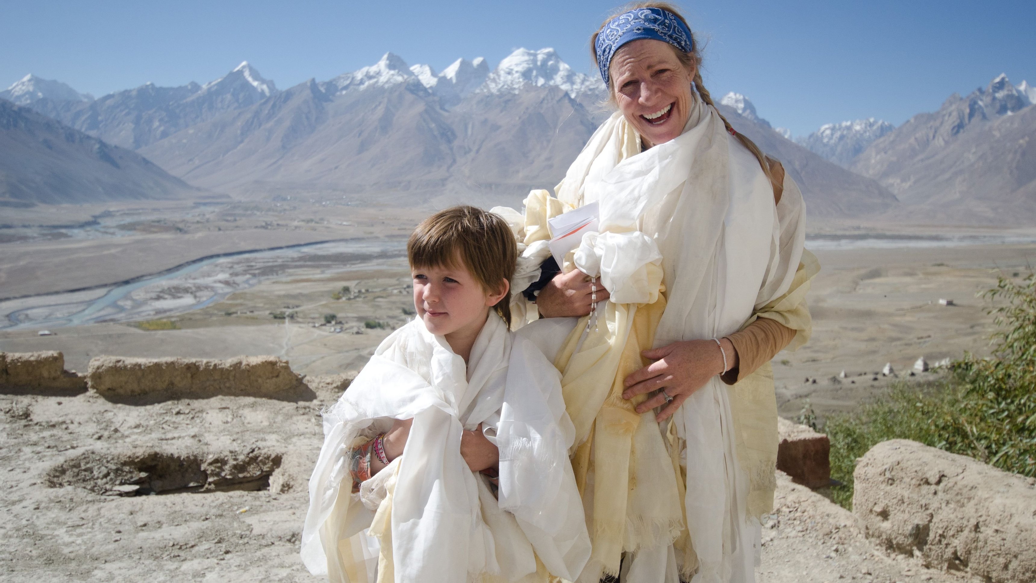 9. Leg 9: The Final 100, a Pony and Monks with a View
