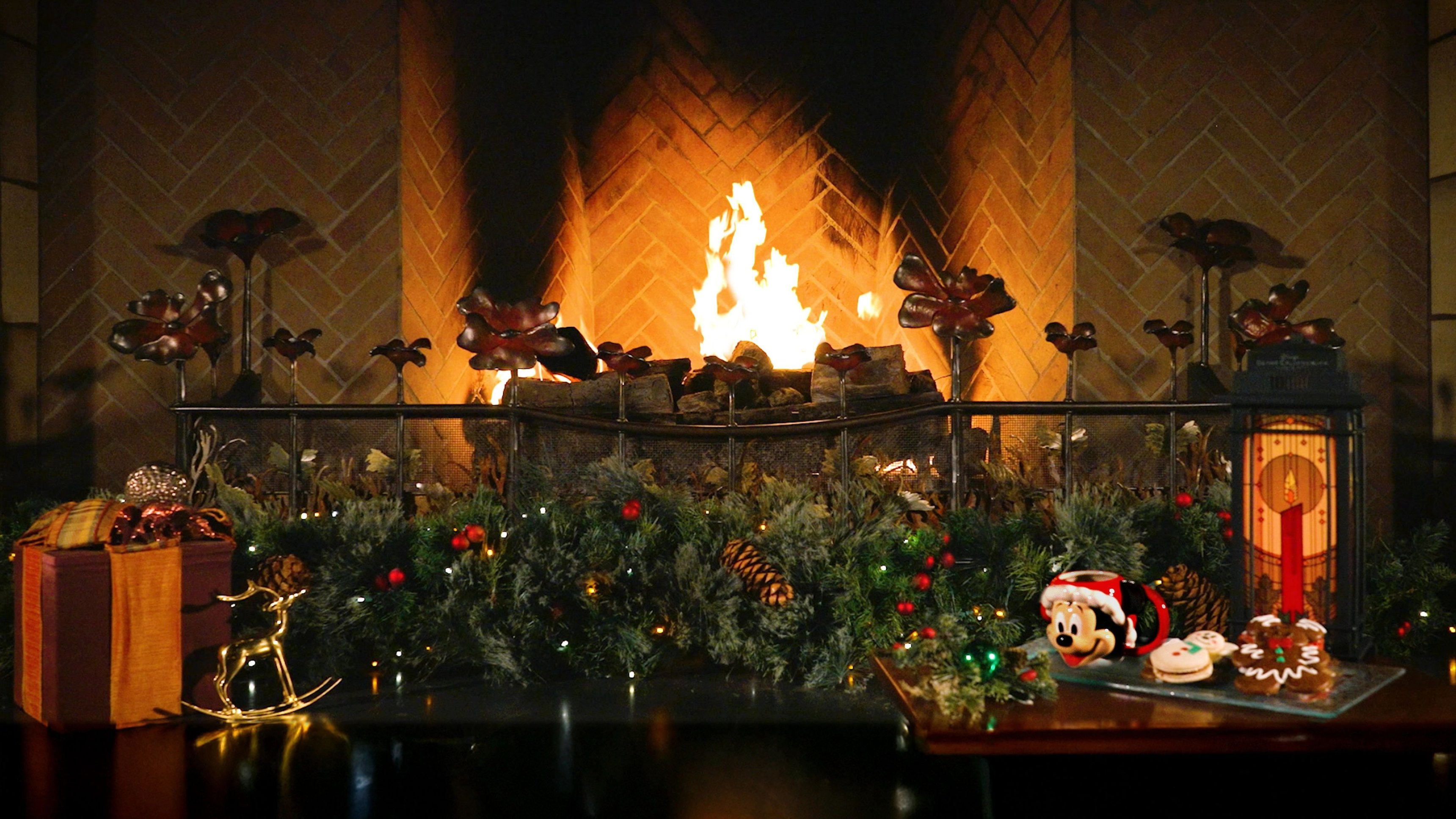 Disney's Grand Californian Hotel & Spa Yule Log