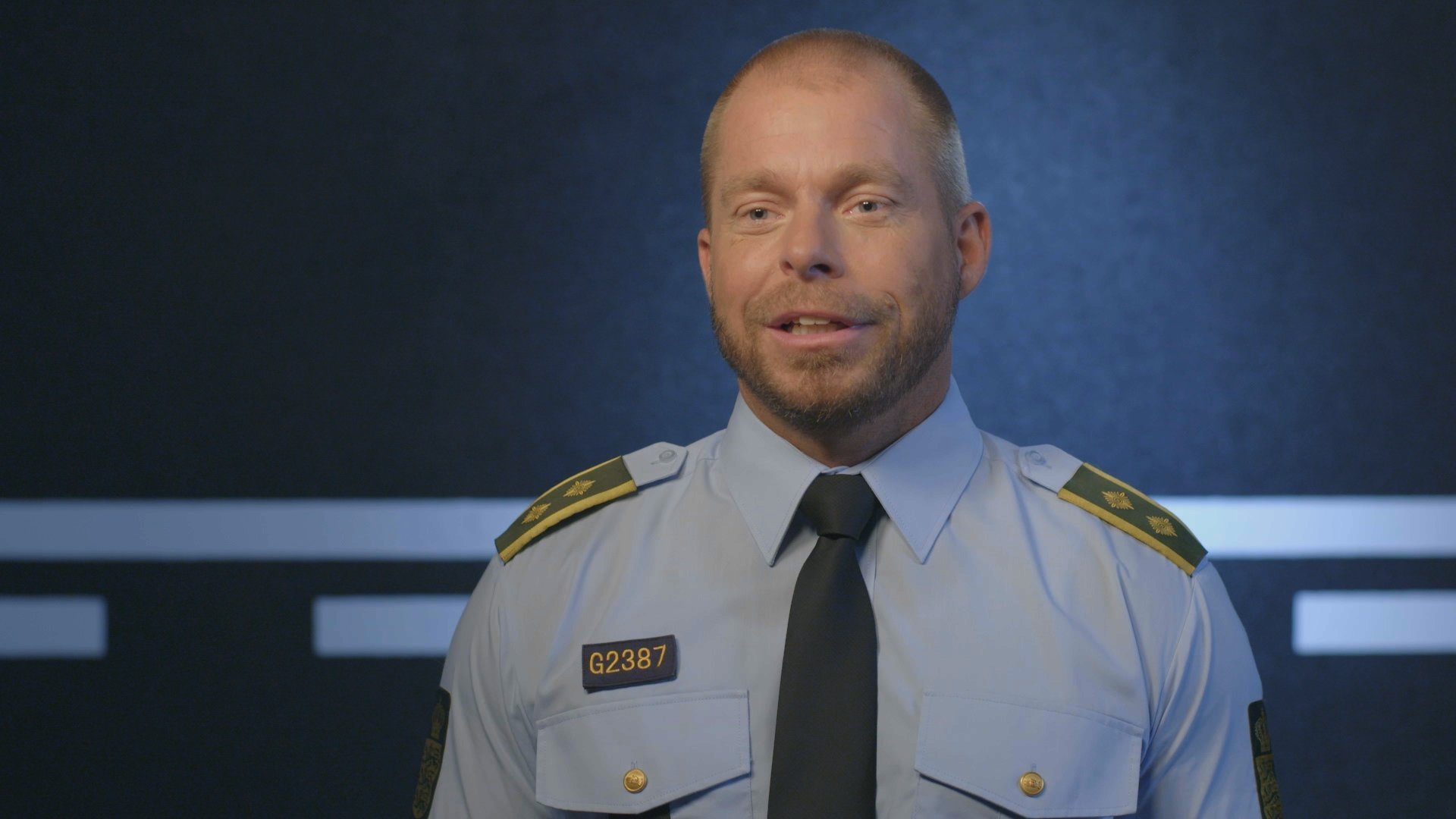 1. Motorcykel med falska skyltar