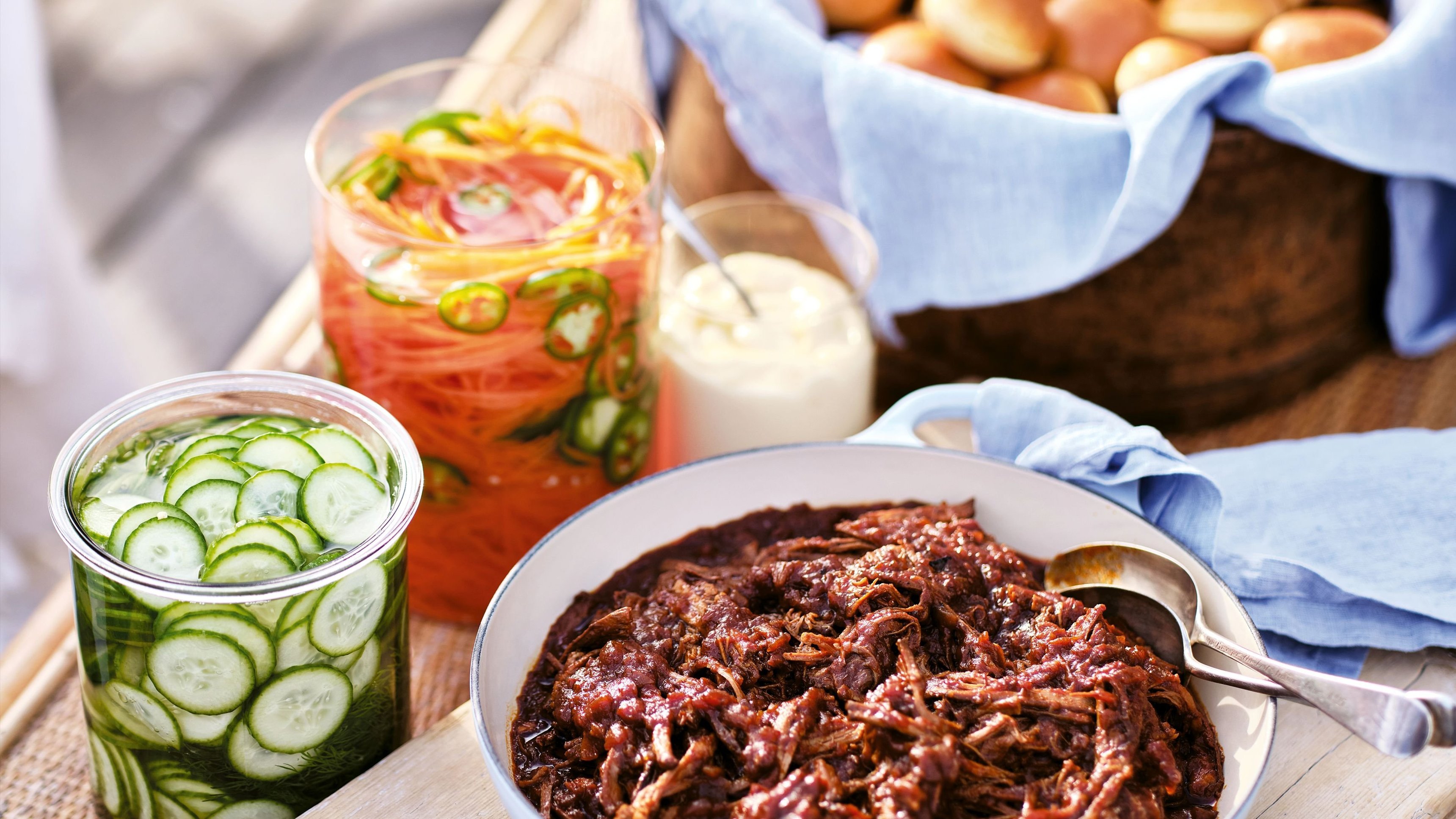 3. Seglar in i solen