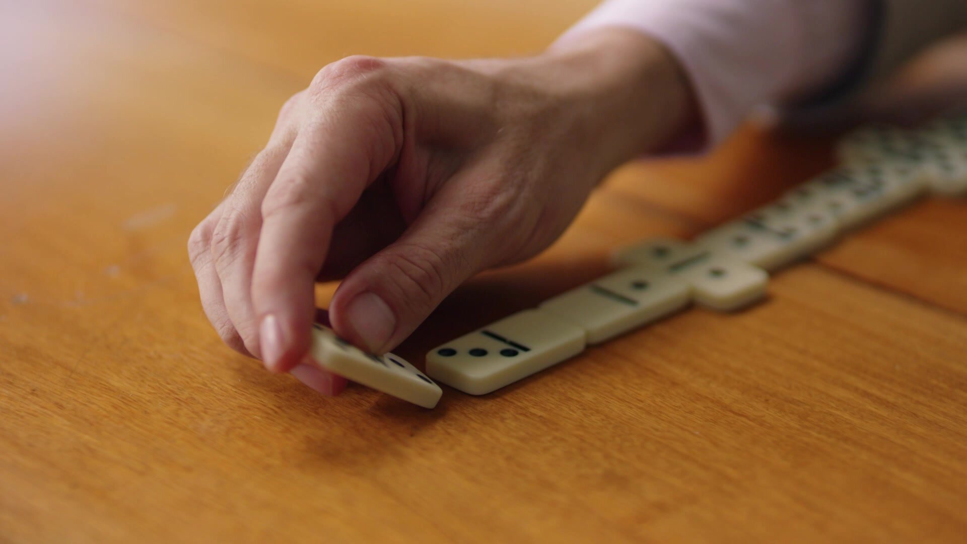 4. Fortune Hotel UK S01 E004