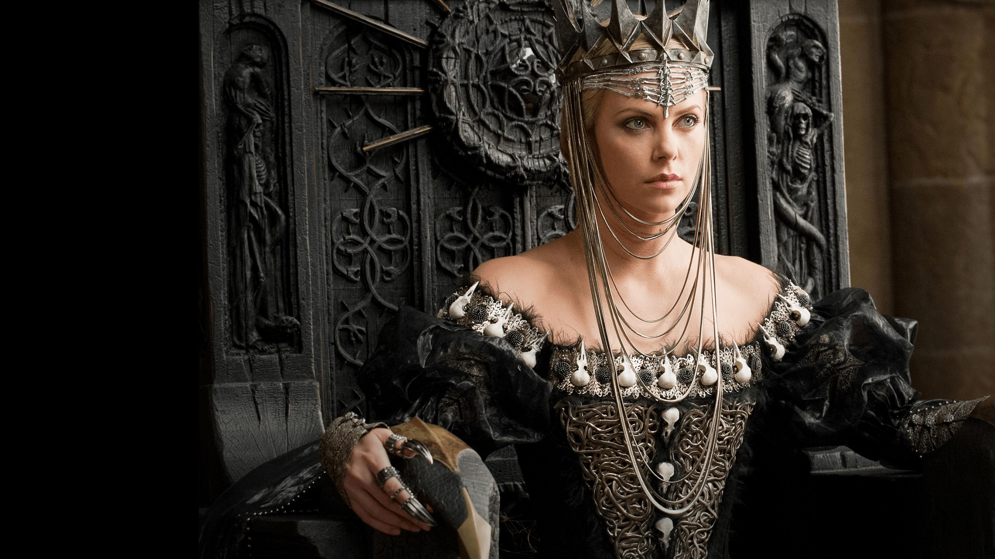 Snow White and the huntsman