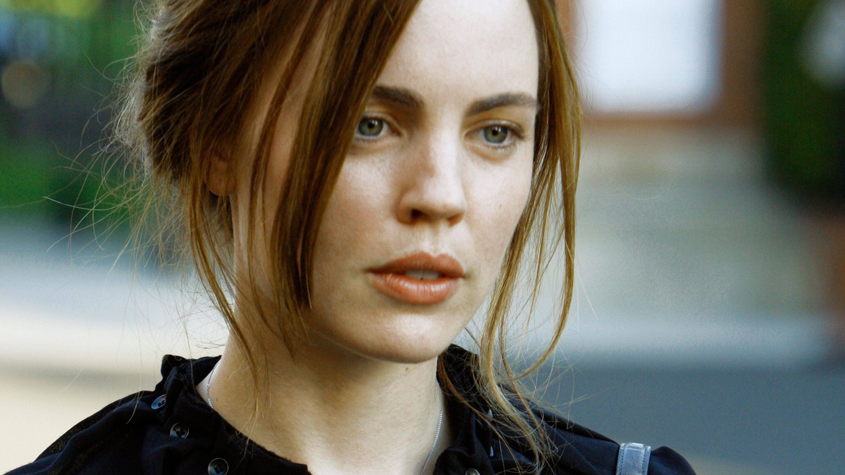 36. Laura - Week Eight