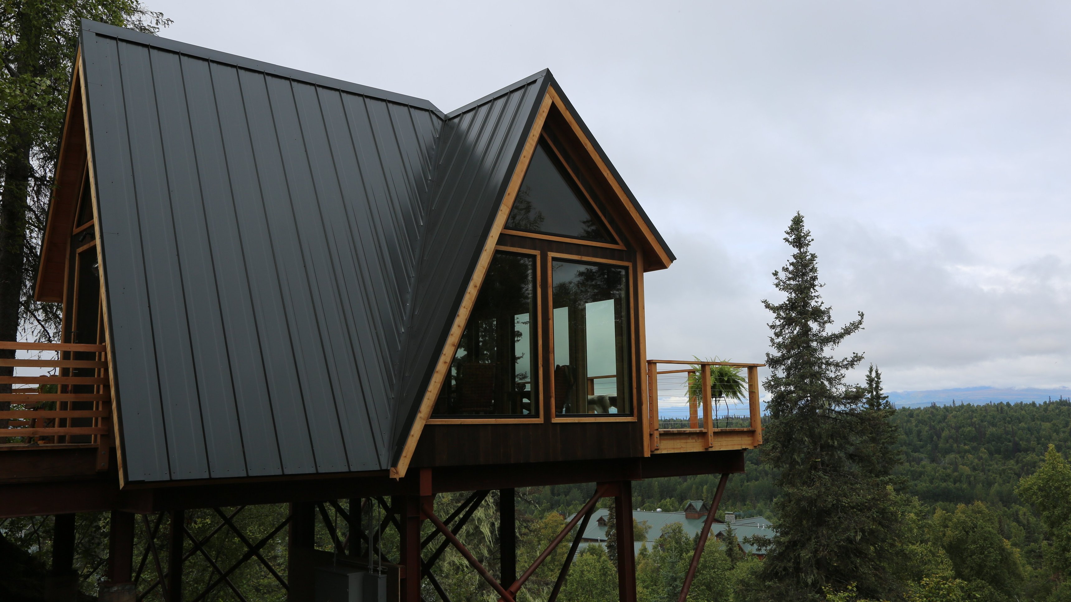 12. Alaskan Mountain Treehouse