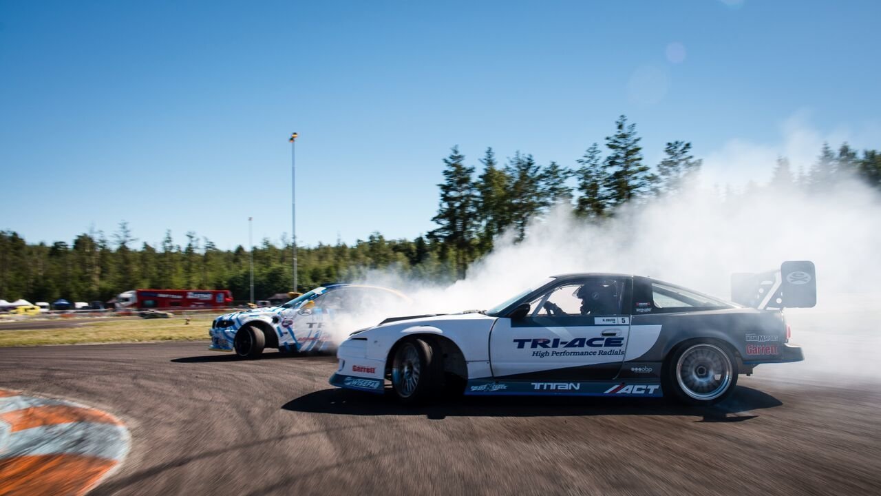 Drift Allstars: Bust Ups & Burn Outs