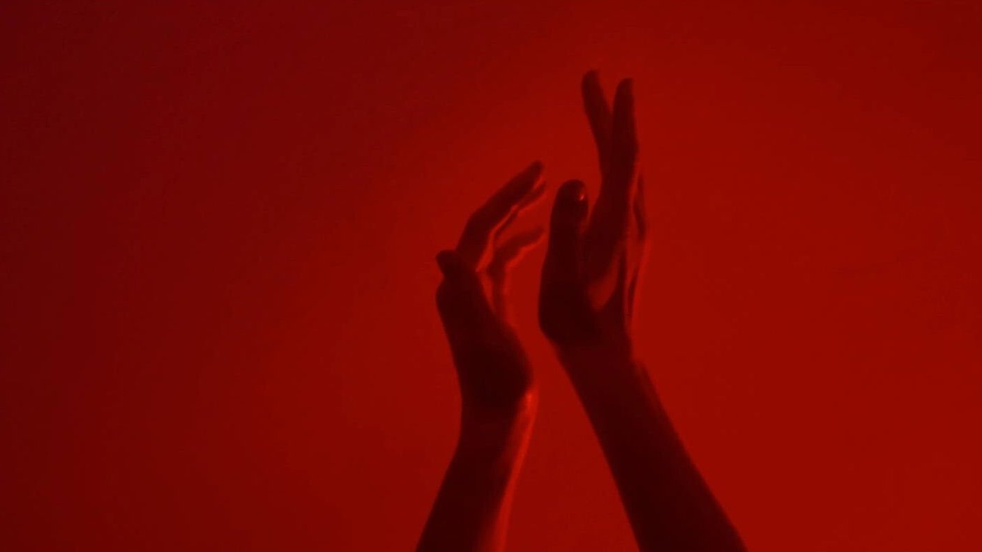 Din barndom ska aldrig dö