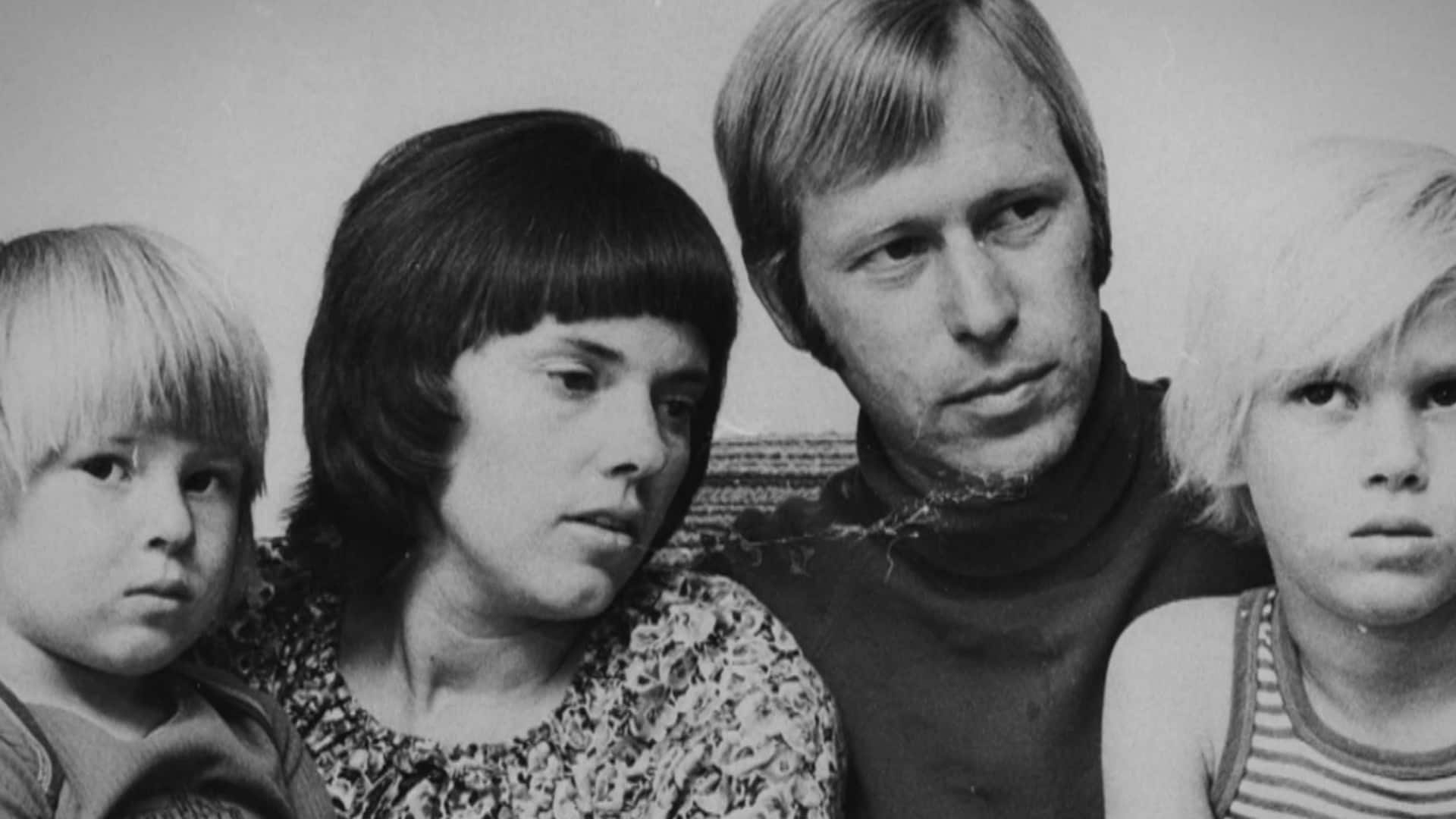 1. Lindy Chamberlain: The True Story