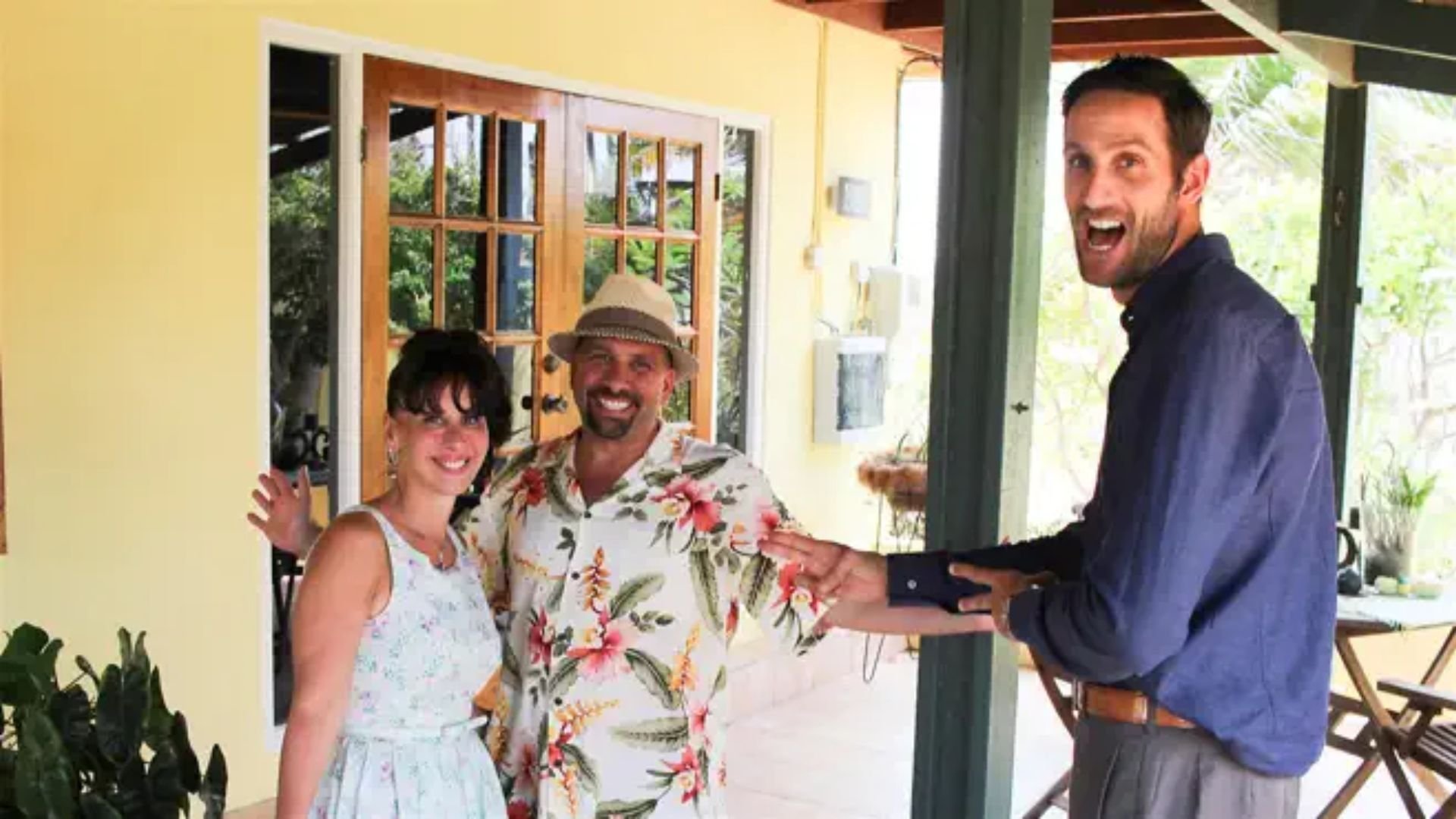 3. Beach Bar In Paradise