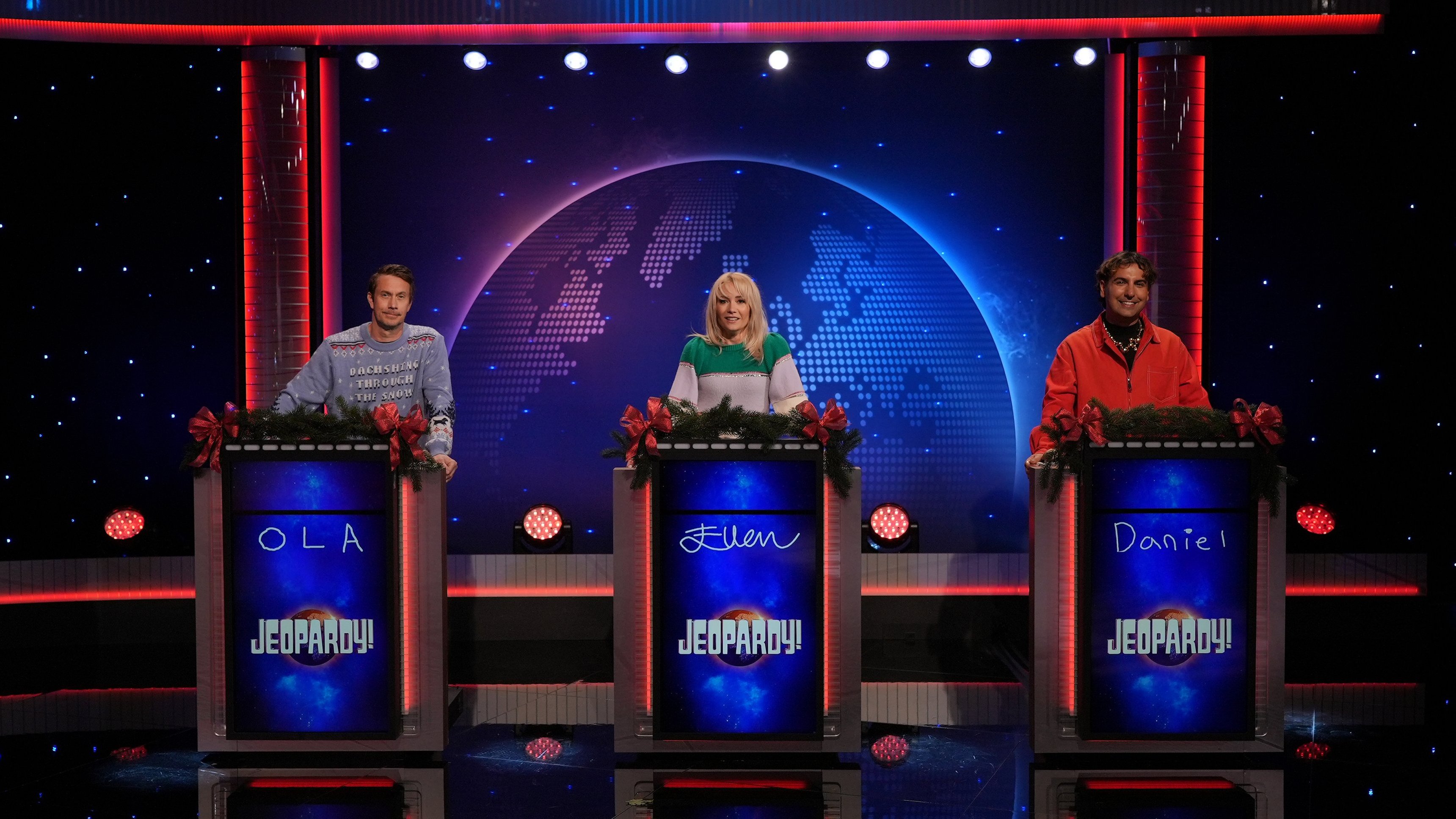 1. På med jultröjorna!