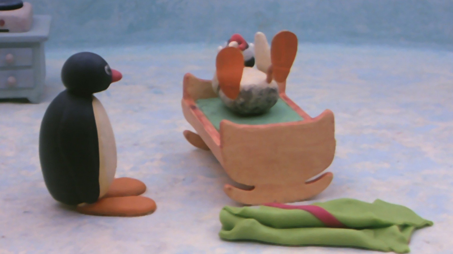 6. Pingu är svartsjuk