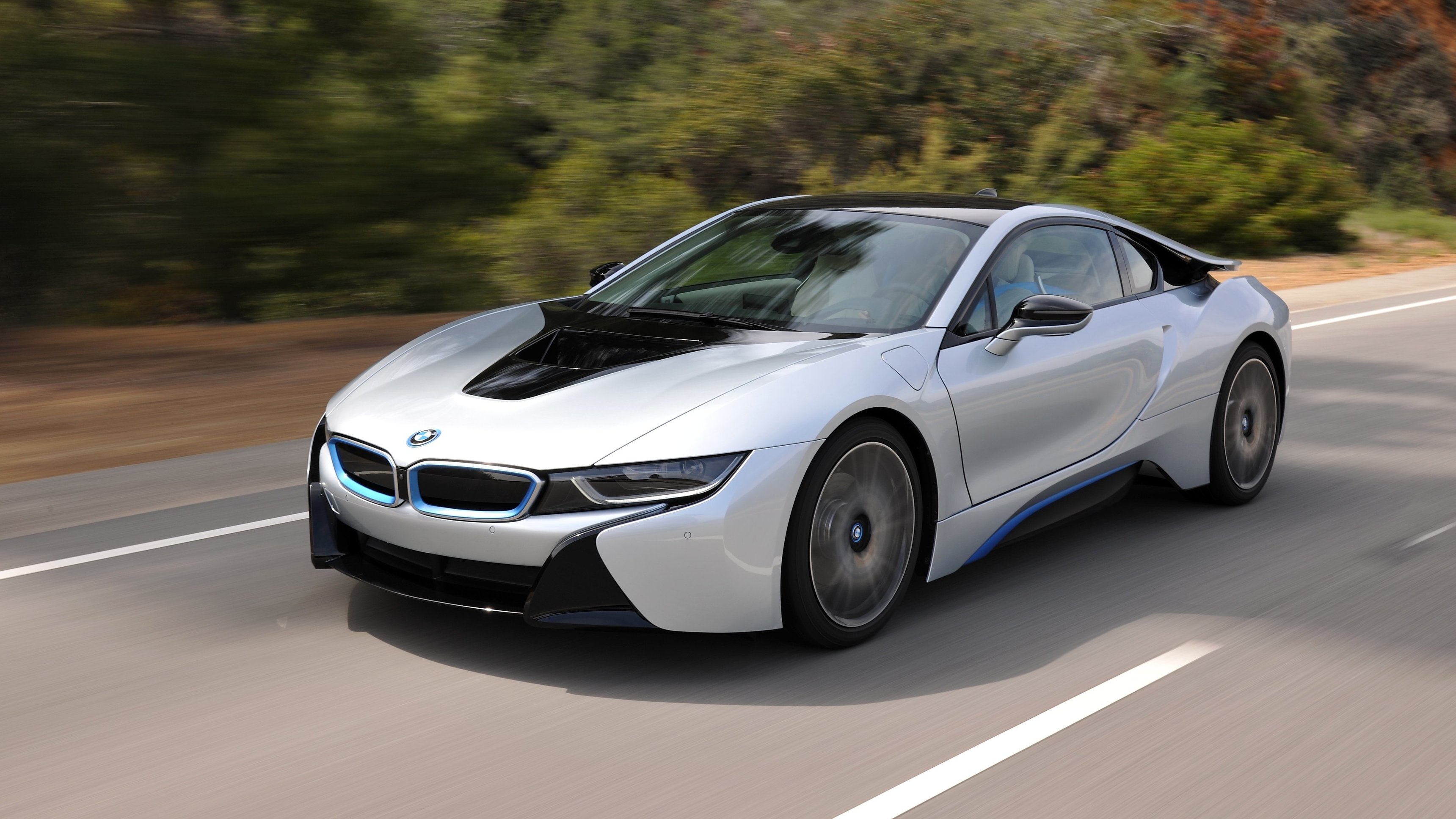 13. BMW i8