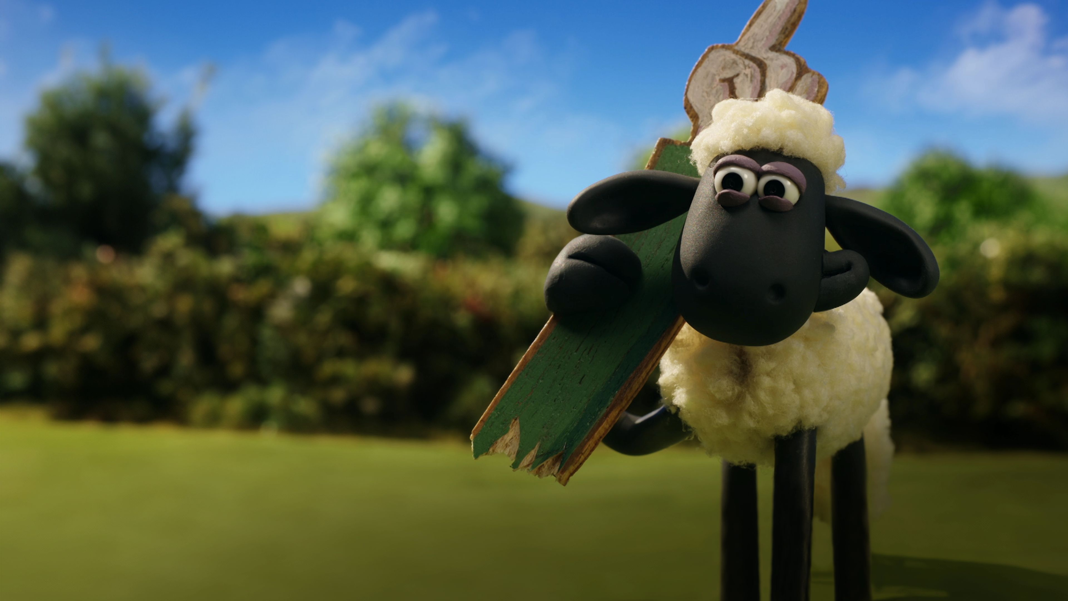 Shaun the Sheep: The Farmer's Llamas
