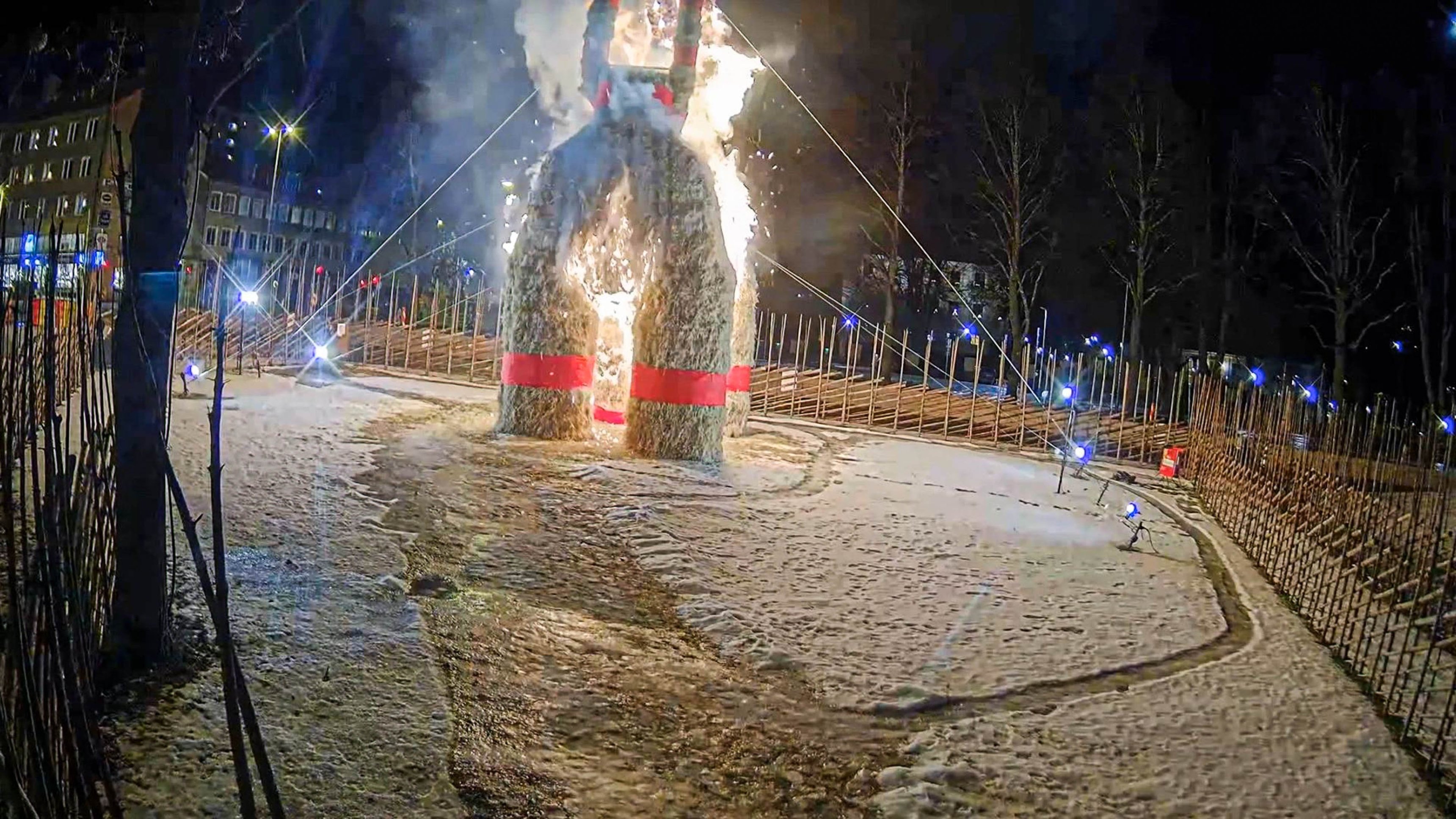 4. Gävlebocken brinner