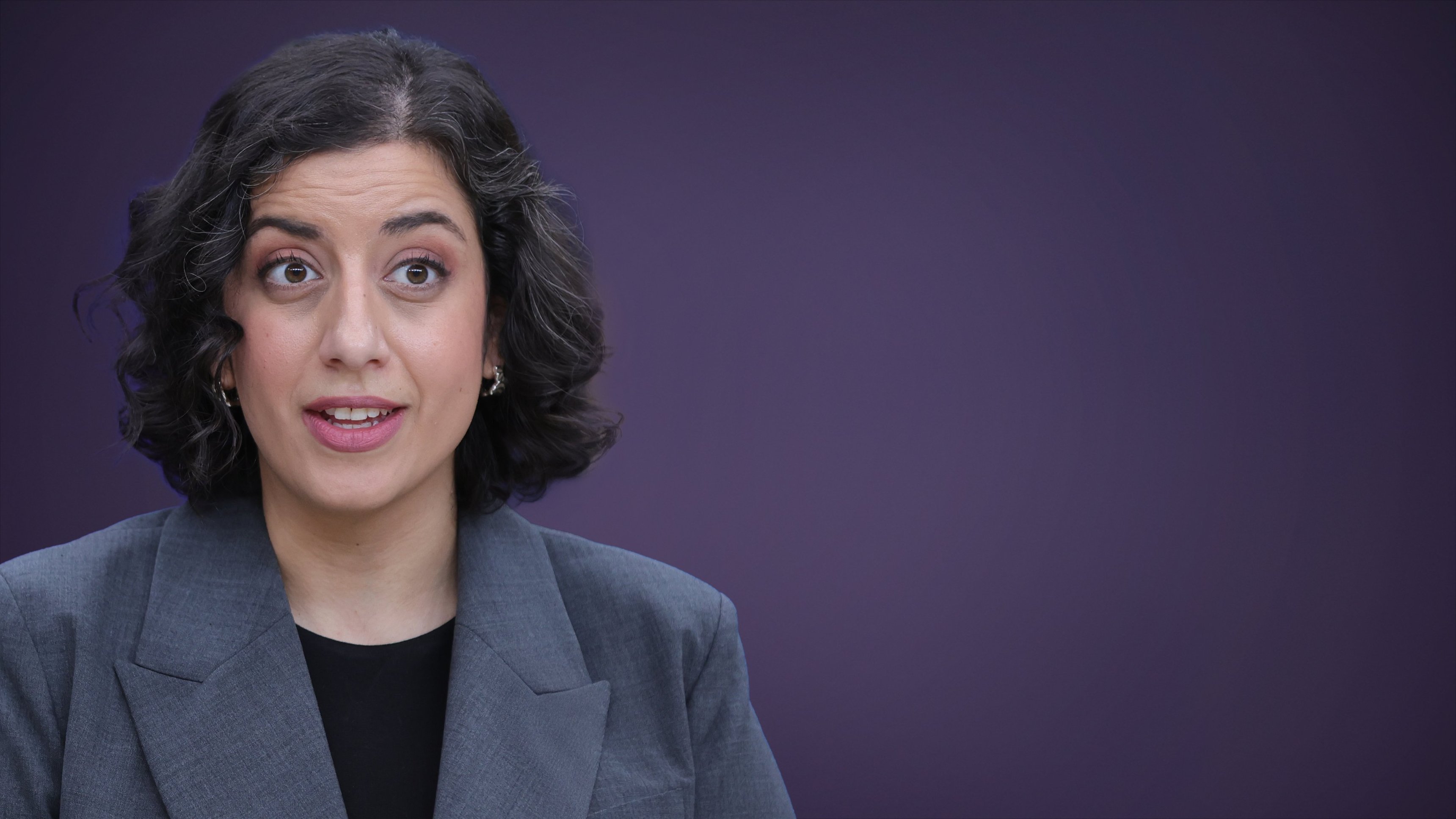 1. Simona Mohamsson (L)