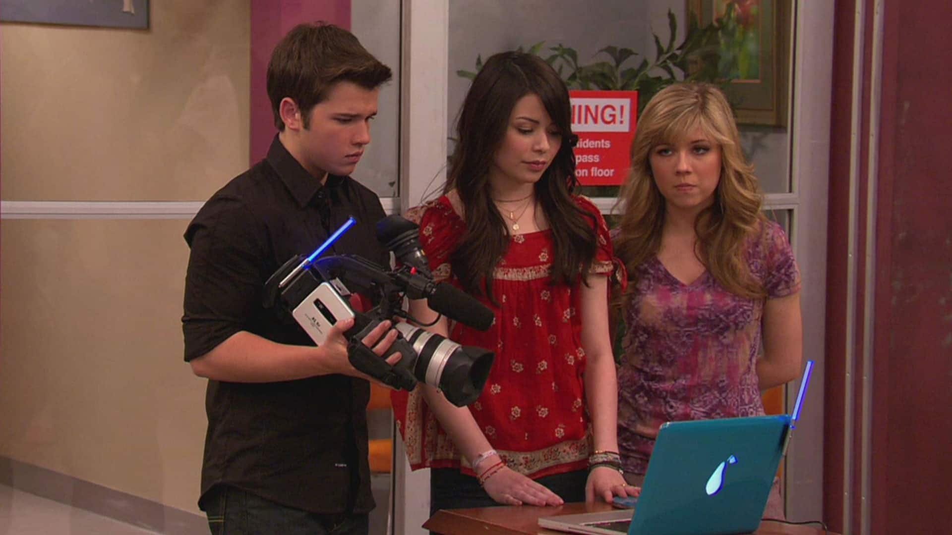1. iCarly