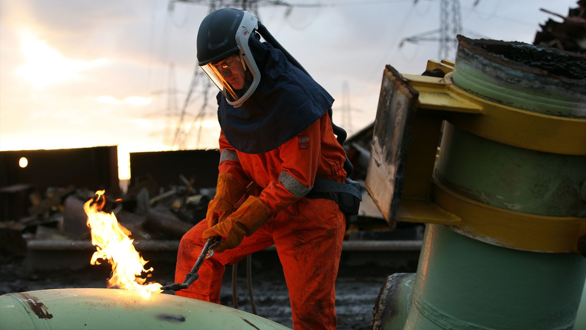 4. Oljeriggens explosion