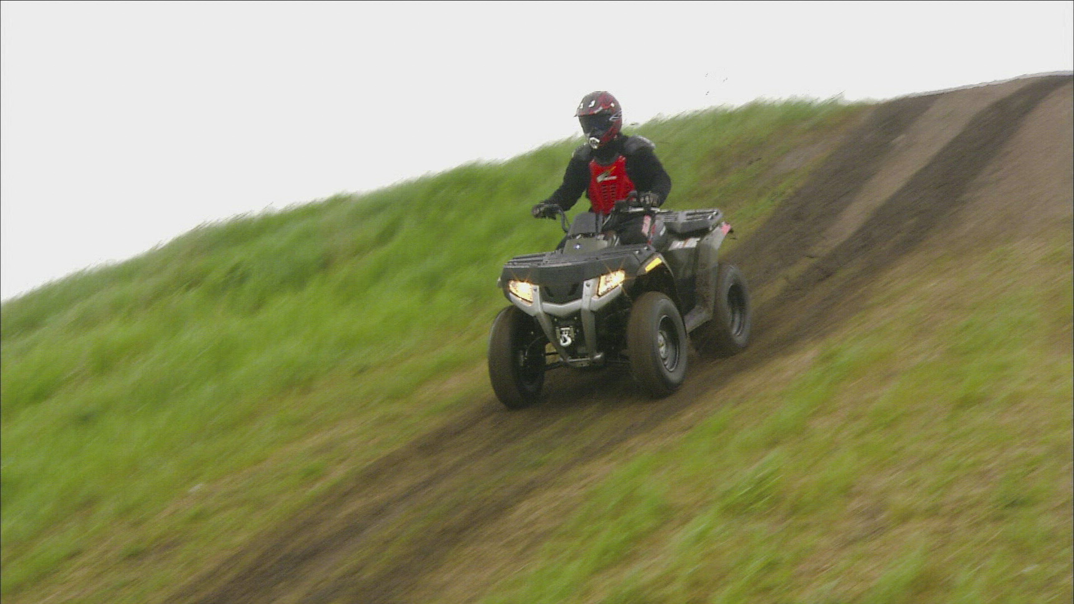 9. Terrängfordon/Alpinskidor mm