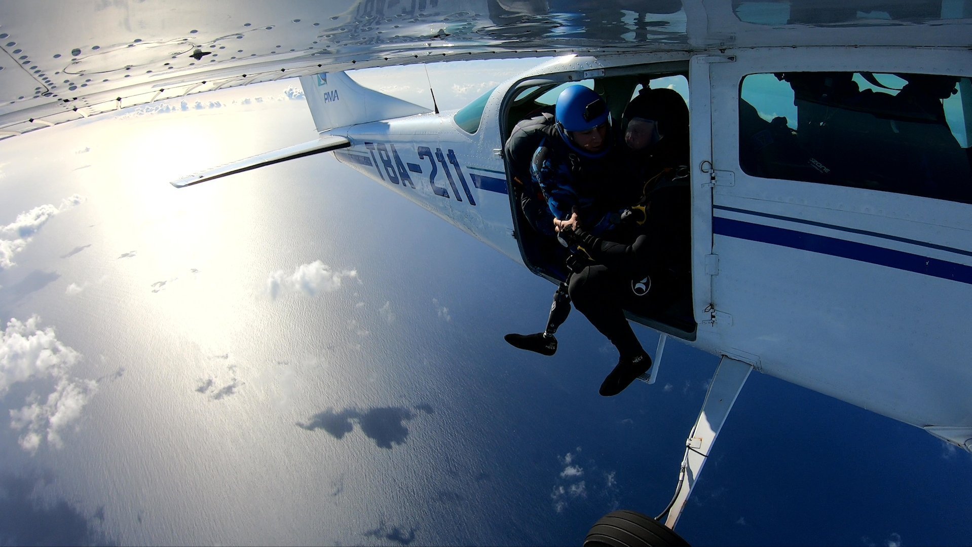 6. Sharkwrecked: Crash Landing