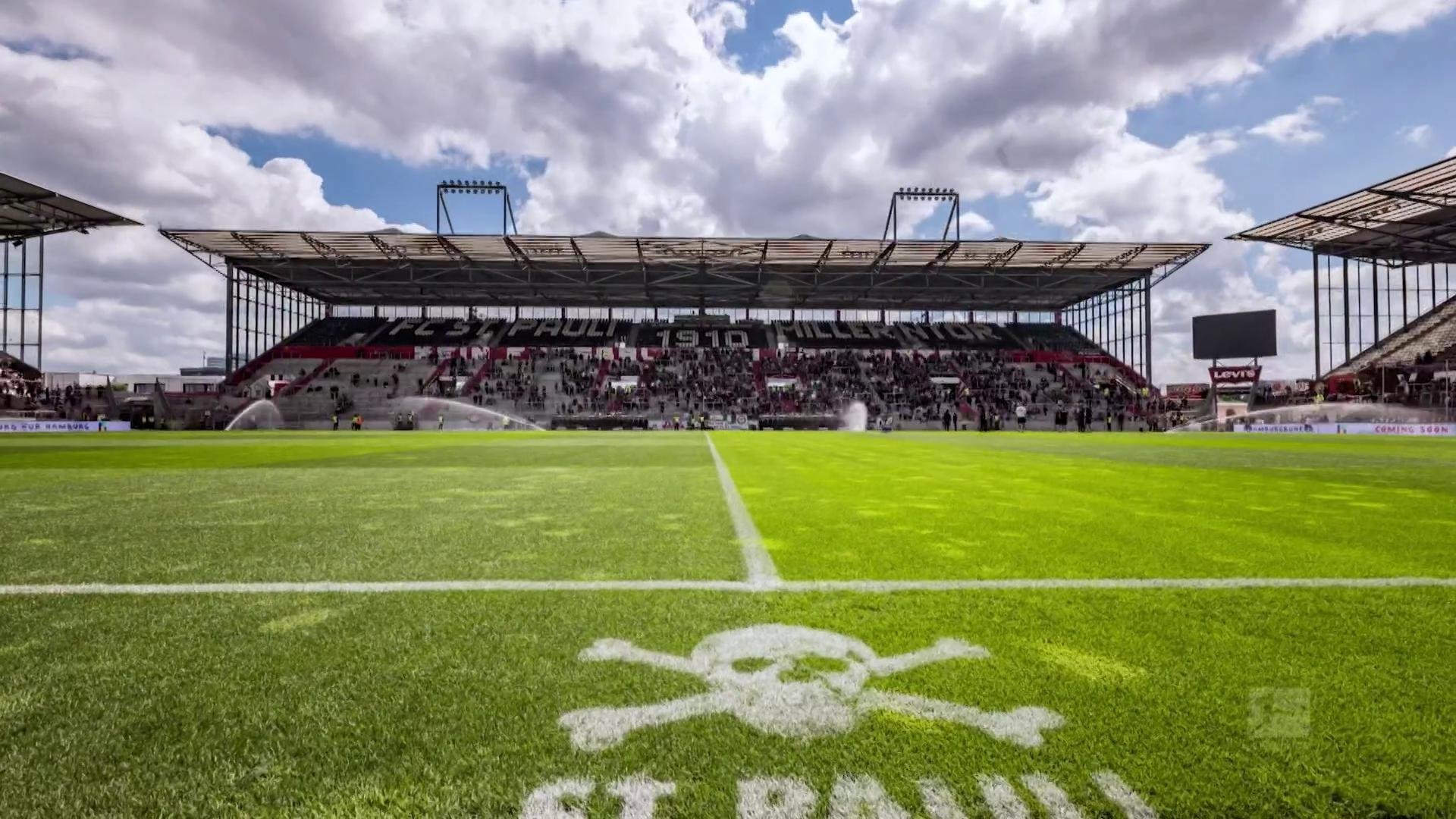 3. Hamburg - Two Clubs, One Rivalry