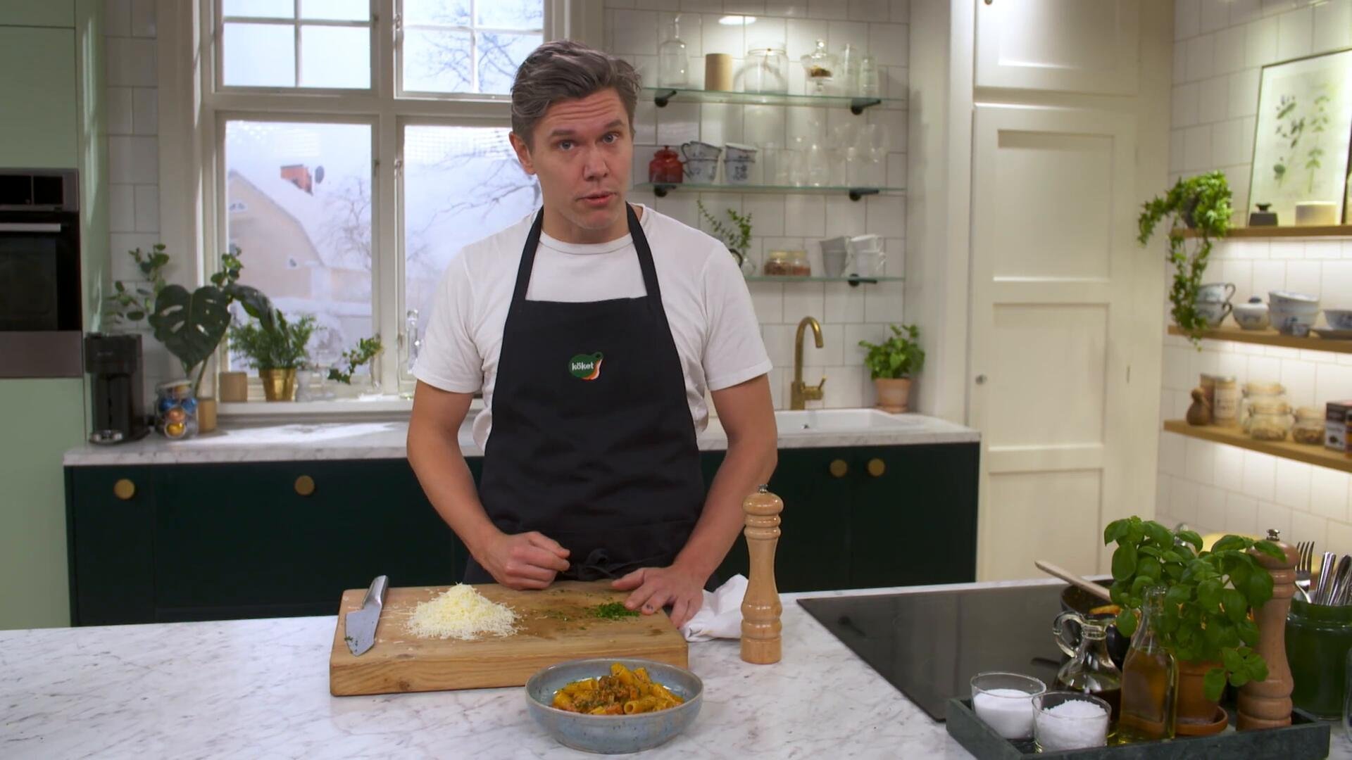 38. Köket S2021 E038