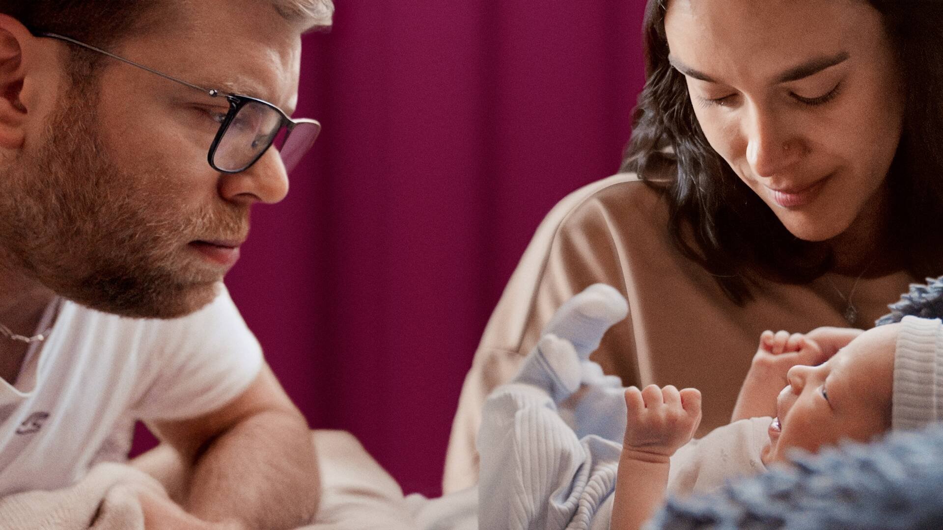 Gift vid första ögonkastet - Det nya livet - syntolkat