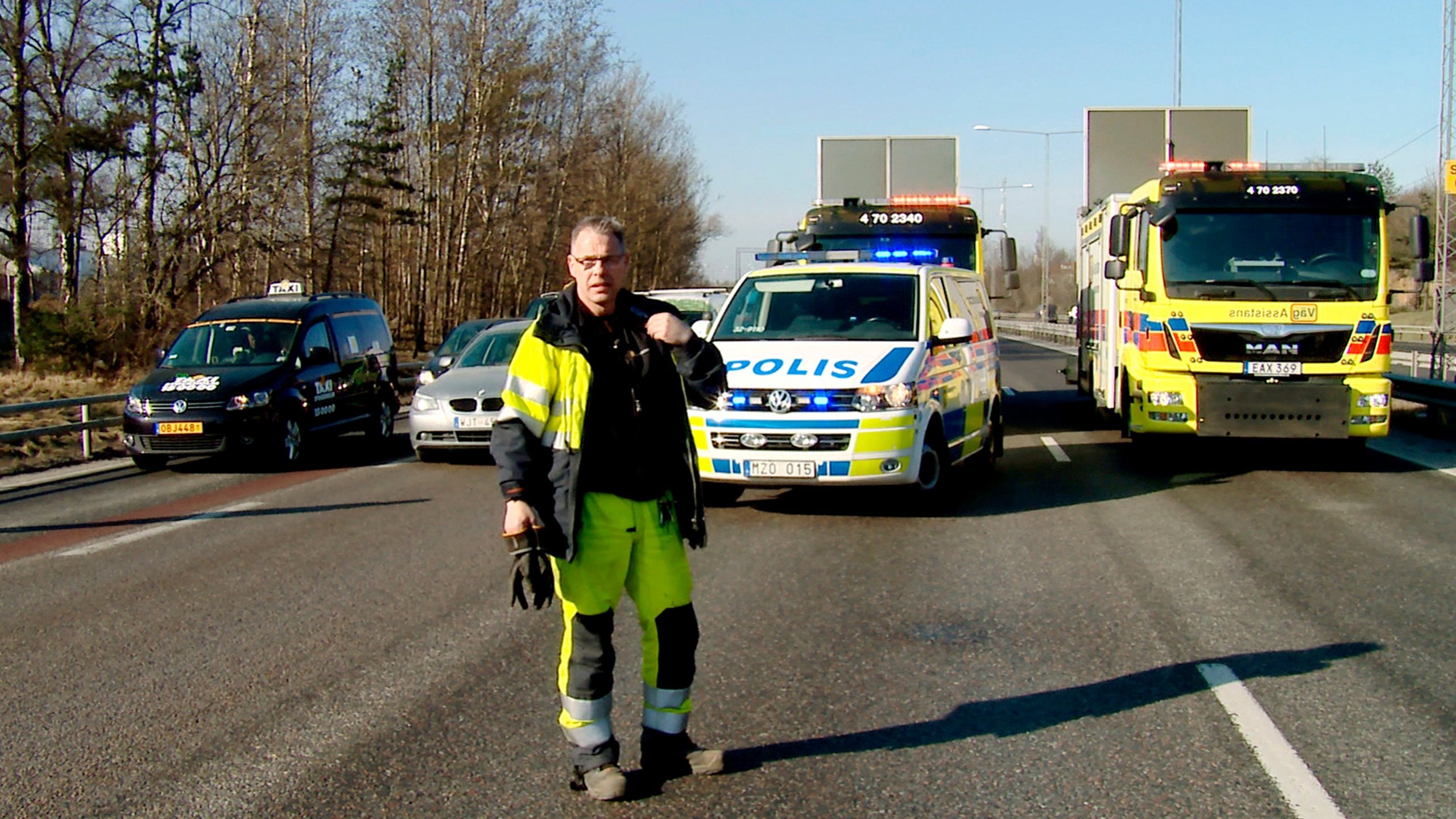 3. En bil har tappat hjulet