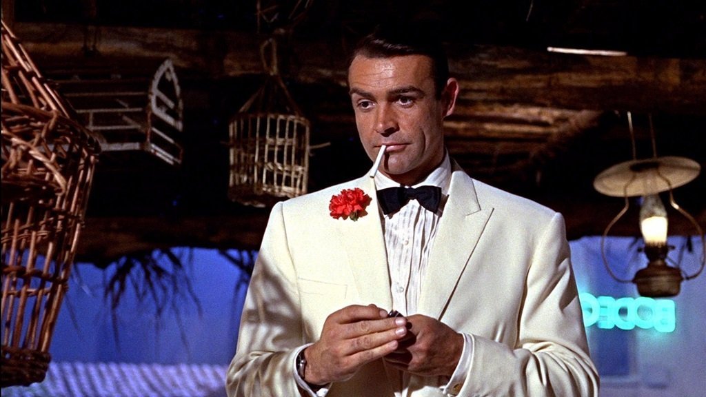 Agent 007 ... ser rött