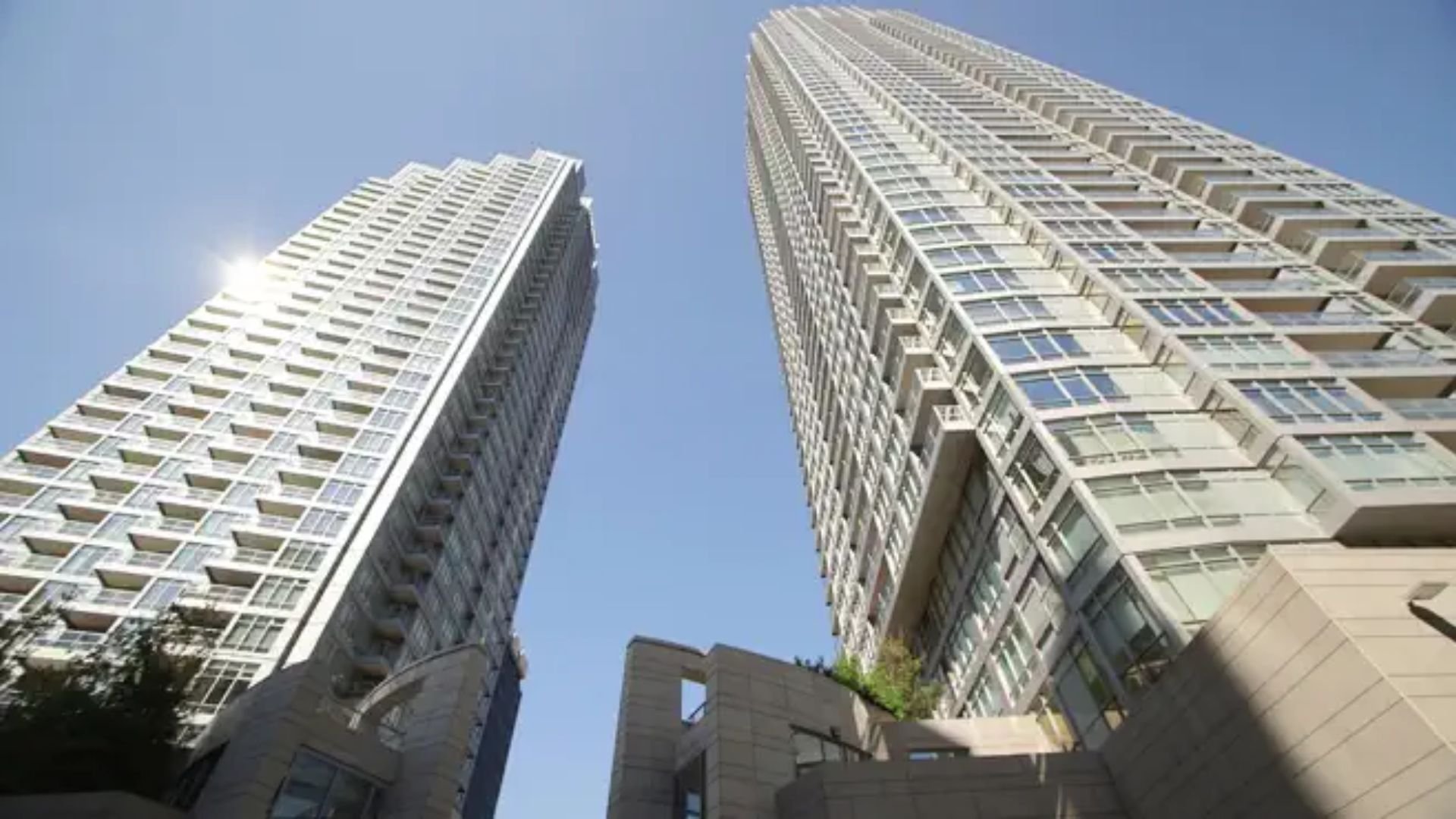 2. Midtown Residence Toronto