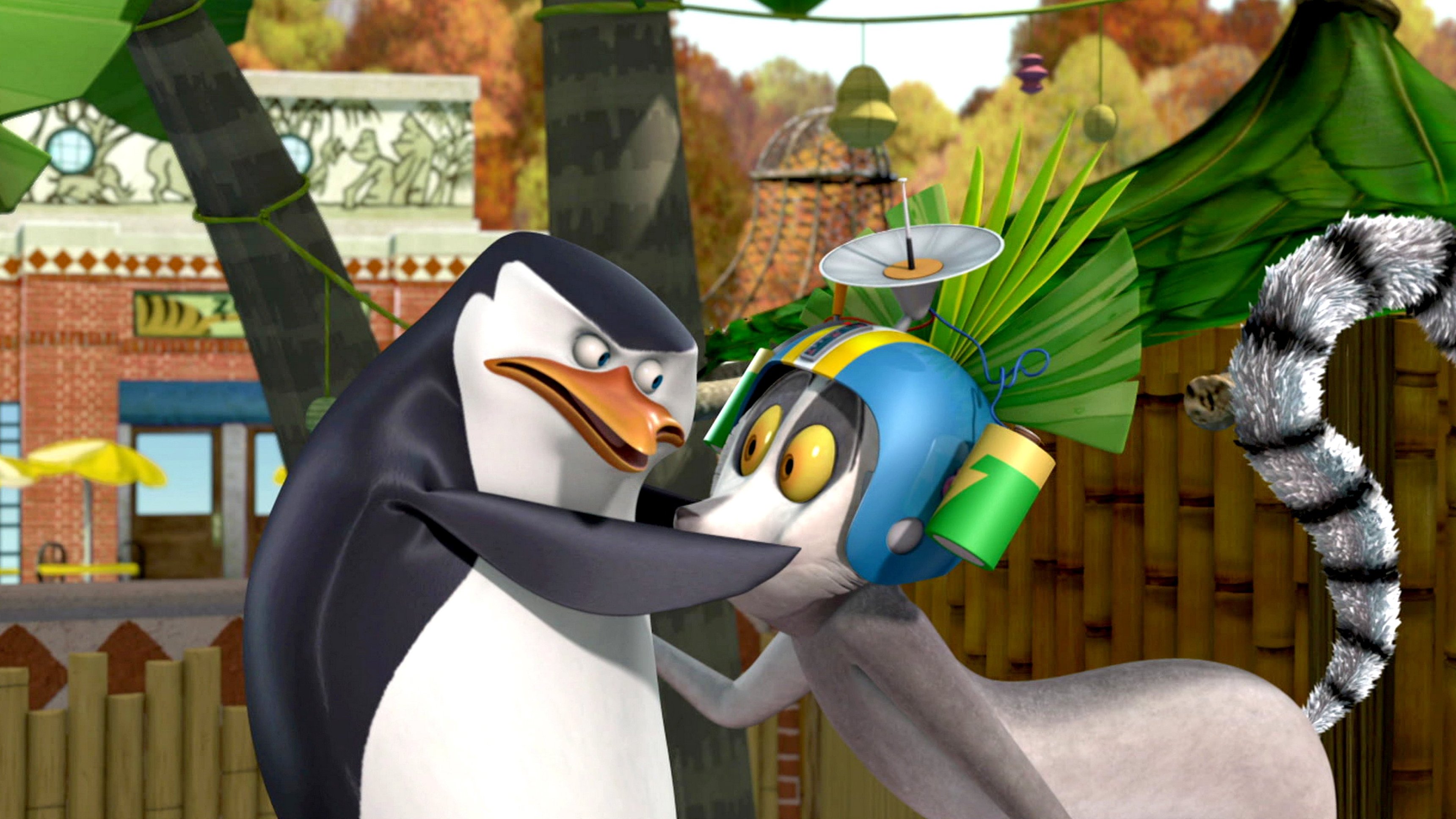 2. Kaboom och kabang / Hjälmen