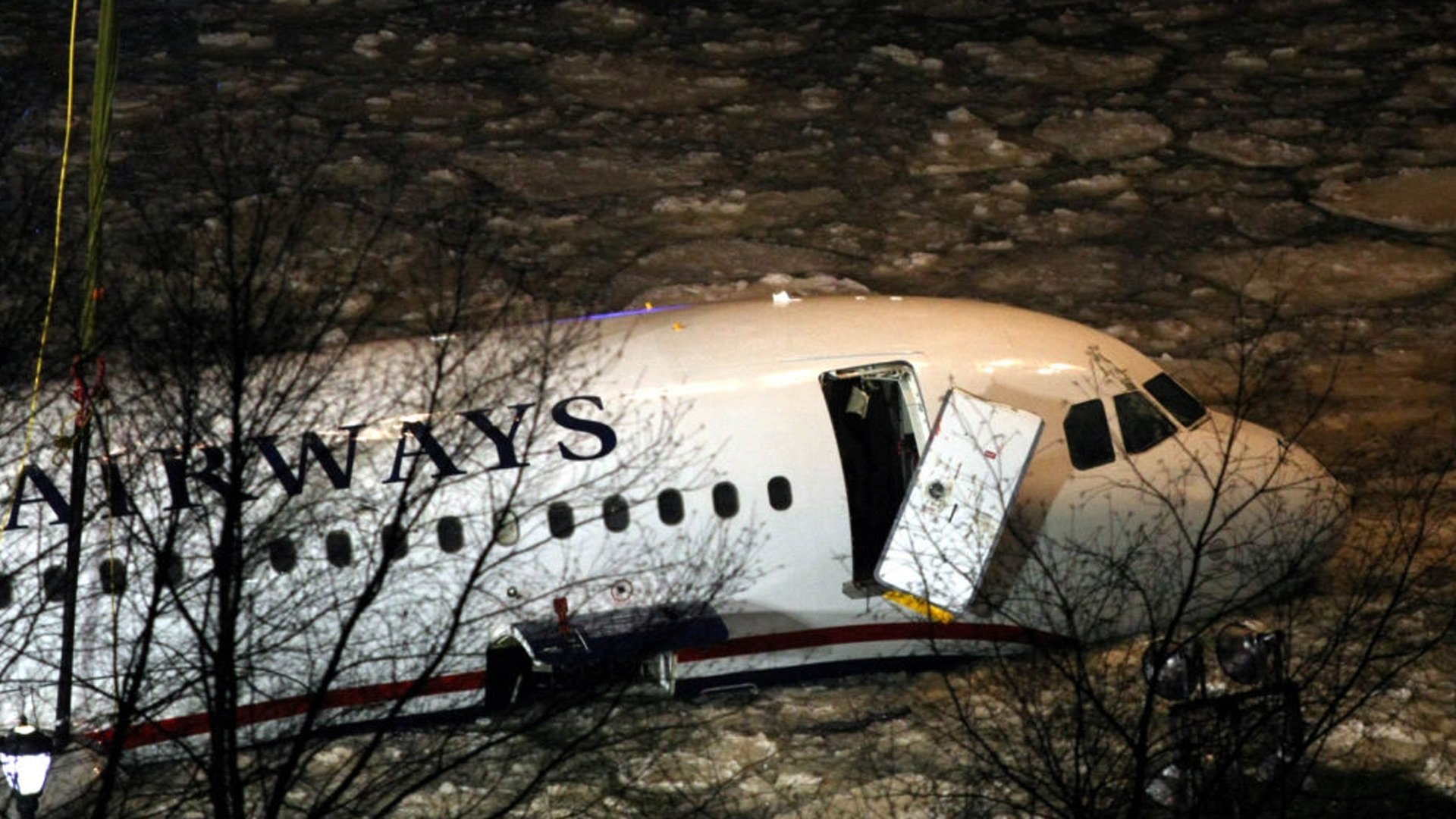 9. Qantas 32