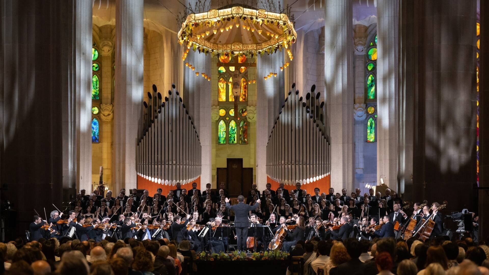 Mozart: Symfoni nr 25, Kröningsmässan, Exsultate, Jubilate