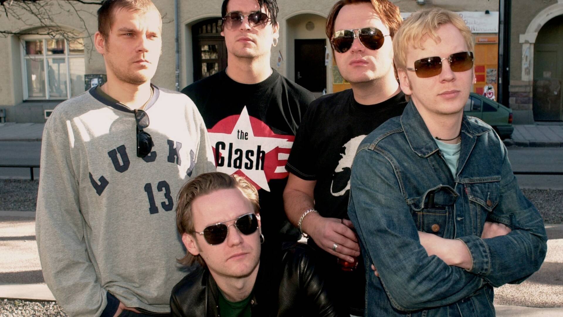 Så nära får ingen gå - ett år med Kent