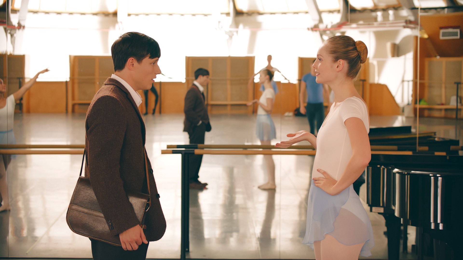 4. Dansa