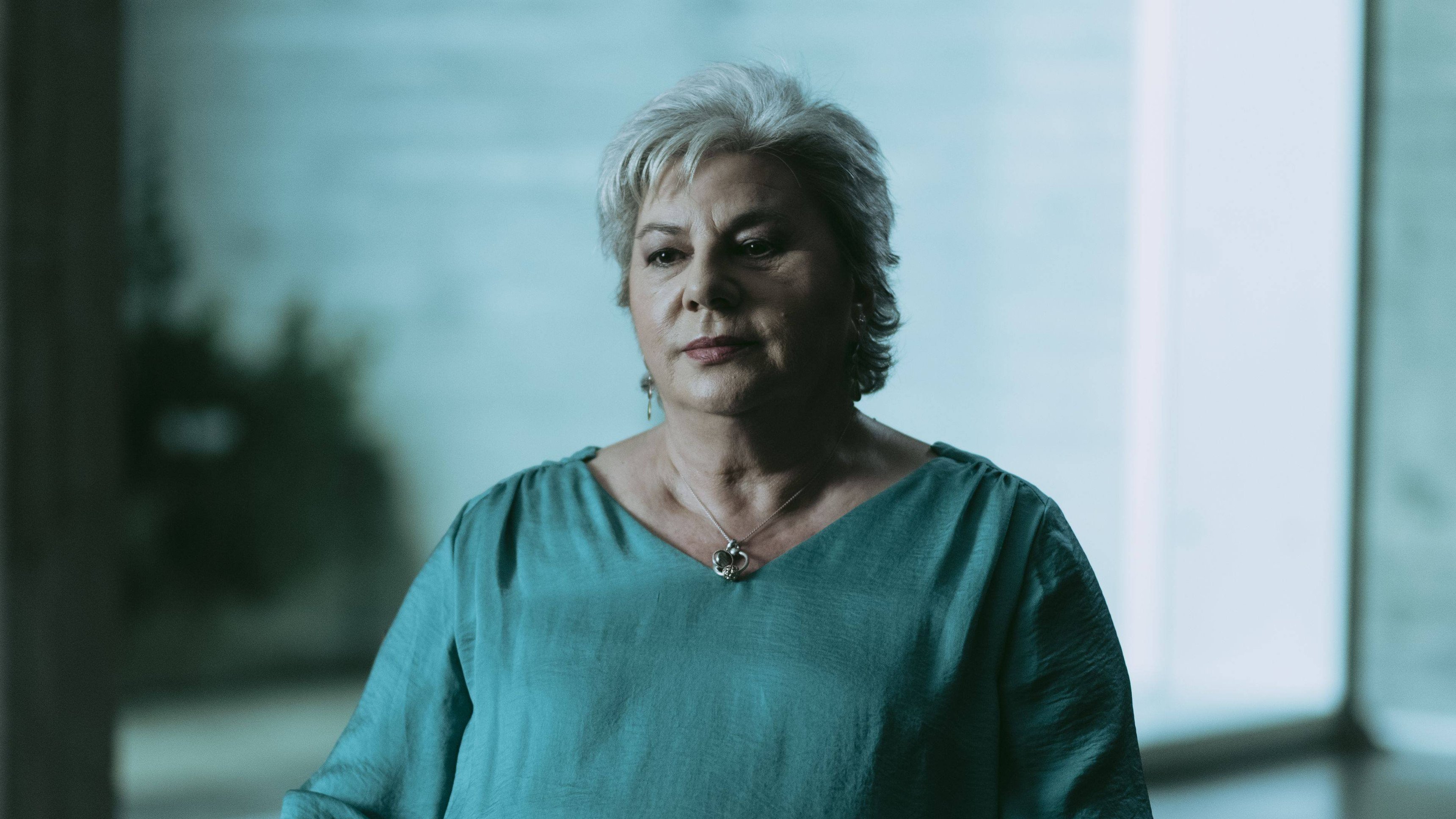2. Dolores