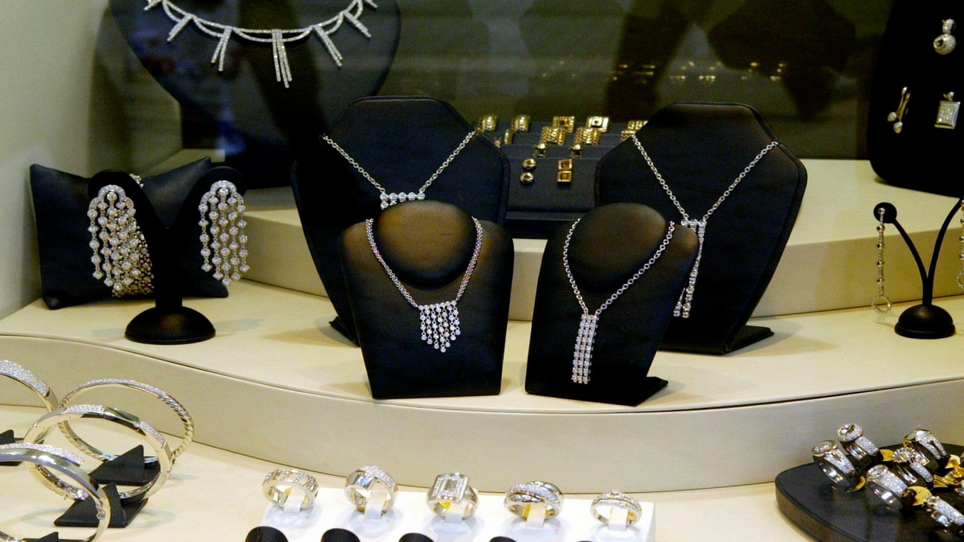 1. The Antwerp Diamond Heist