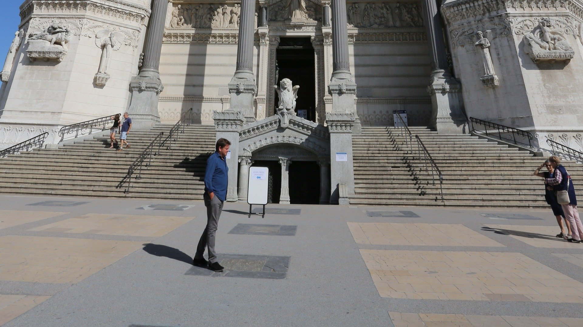 6. Lyon