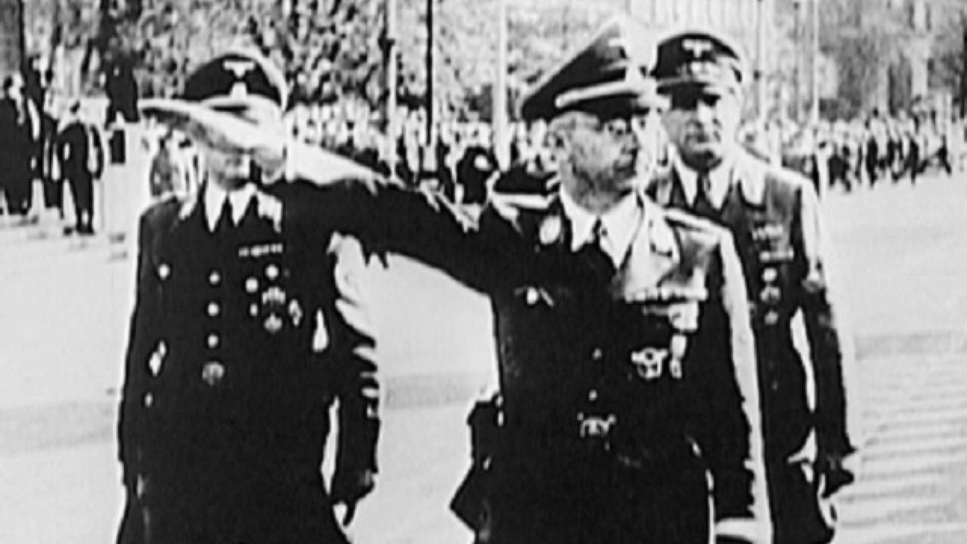 1. Hitlers hantlangare