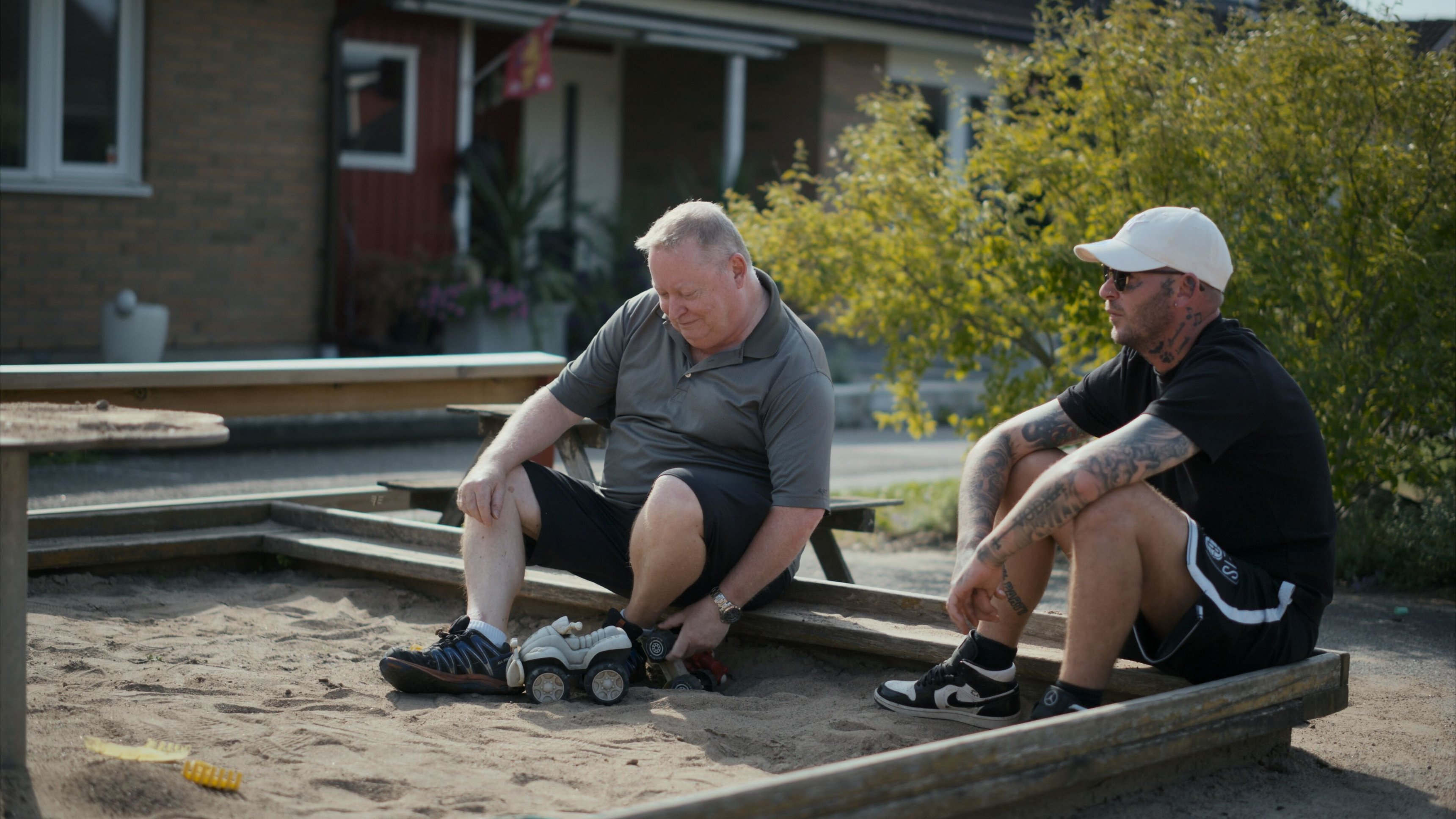 2. "Joakim skrek i flera timmar"