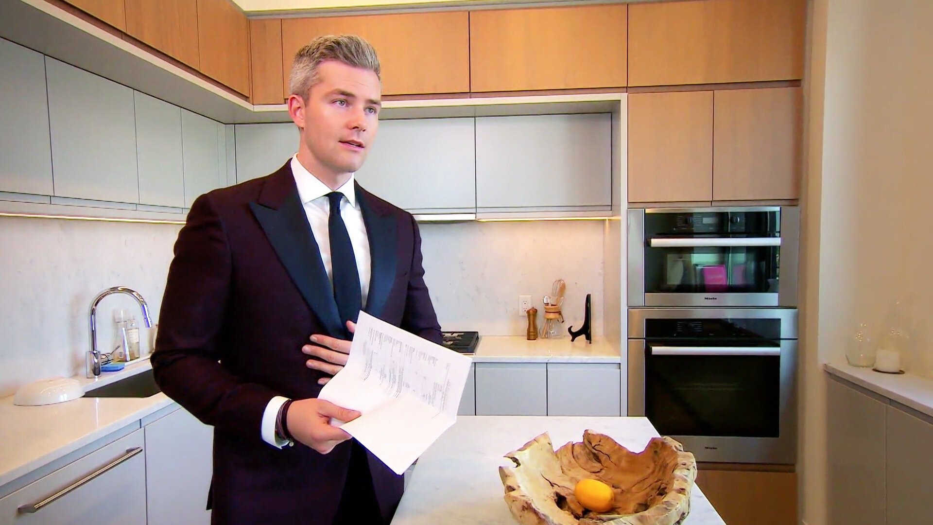 10. Million Dollar Listing: New York S07 E010