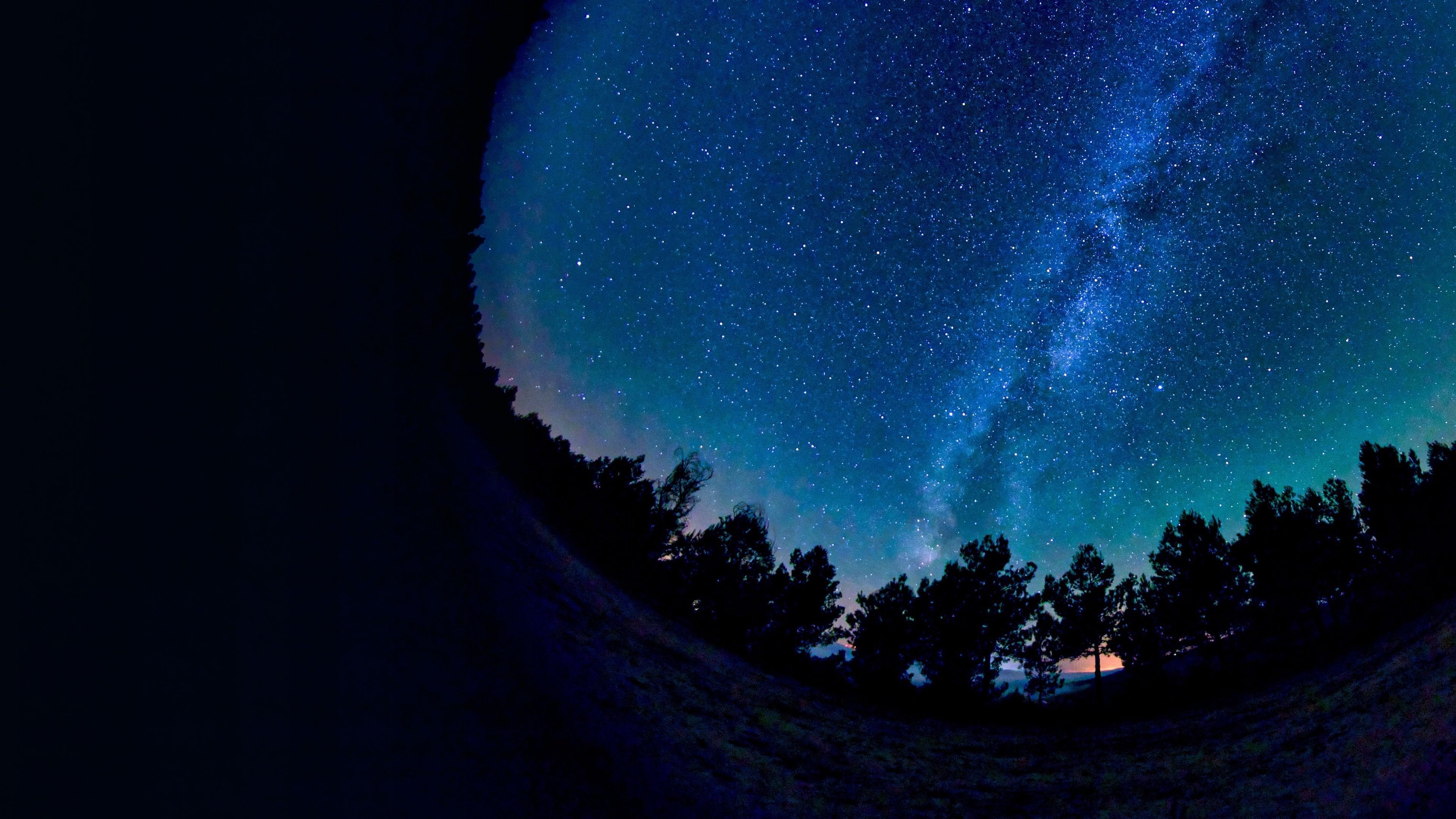 Mas Alla De Las Estrellas: Fotografiando Un Agujero Negro
