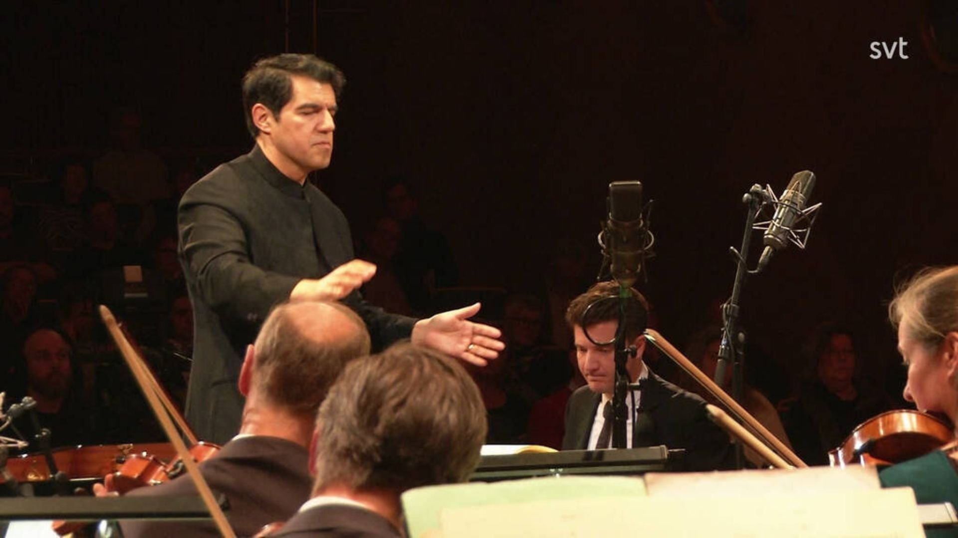 4. Prokofjevs klassiska symfoni och Mozarts pianokonsert nr 24
