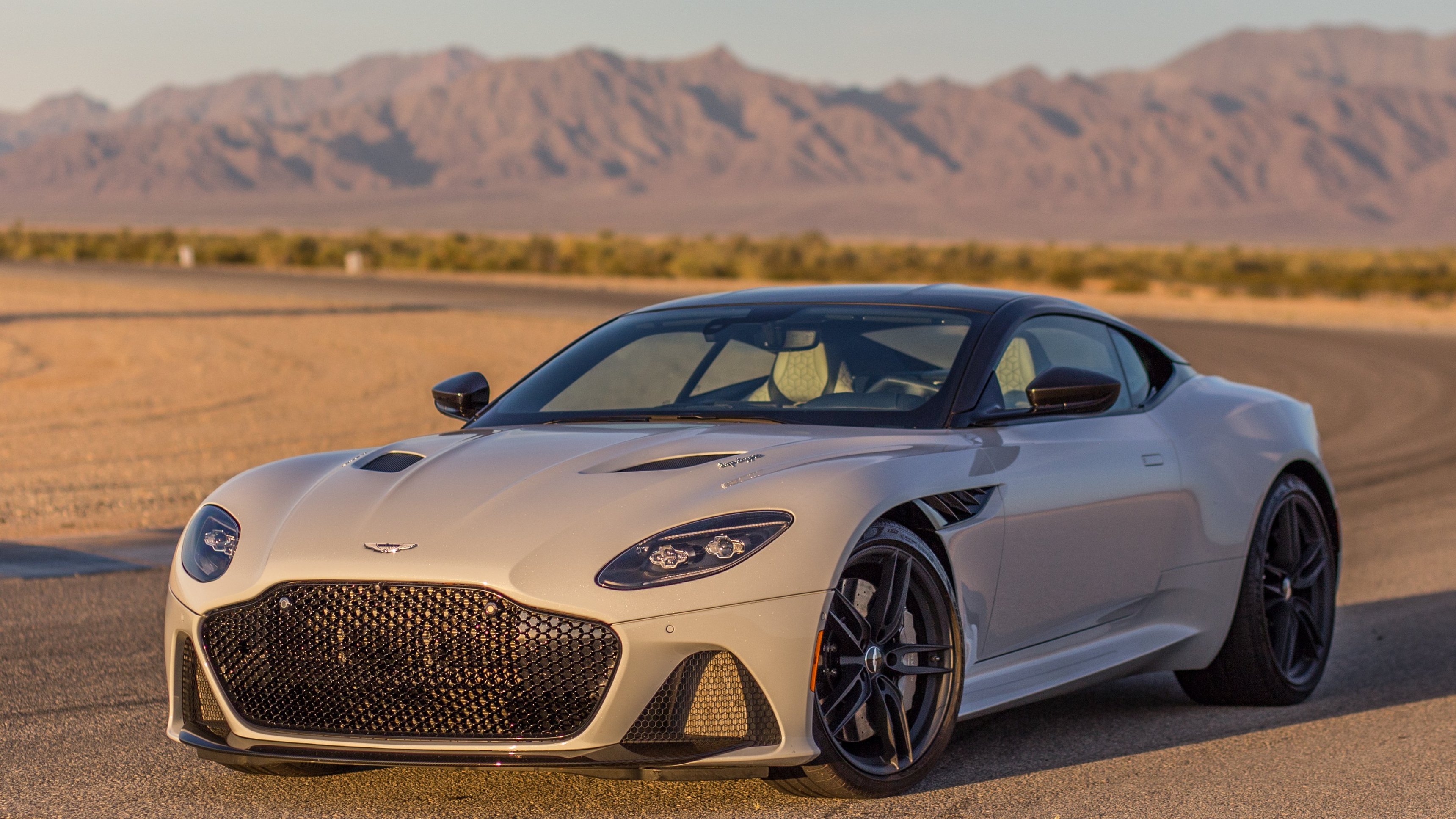 1. Aston Martin Dbs Superleggera