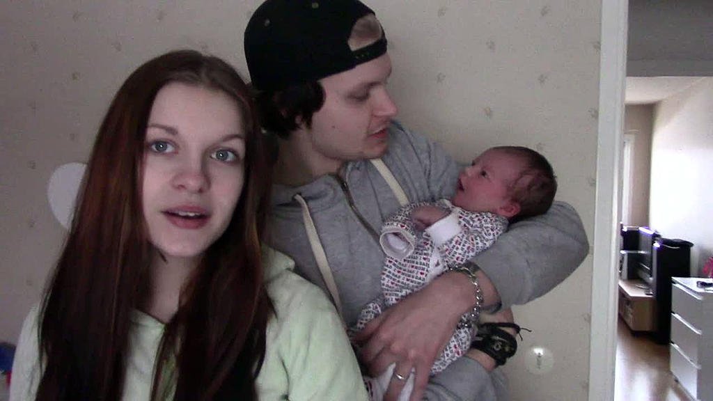 4. Unga föräldrar S01 E004